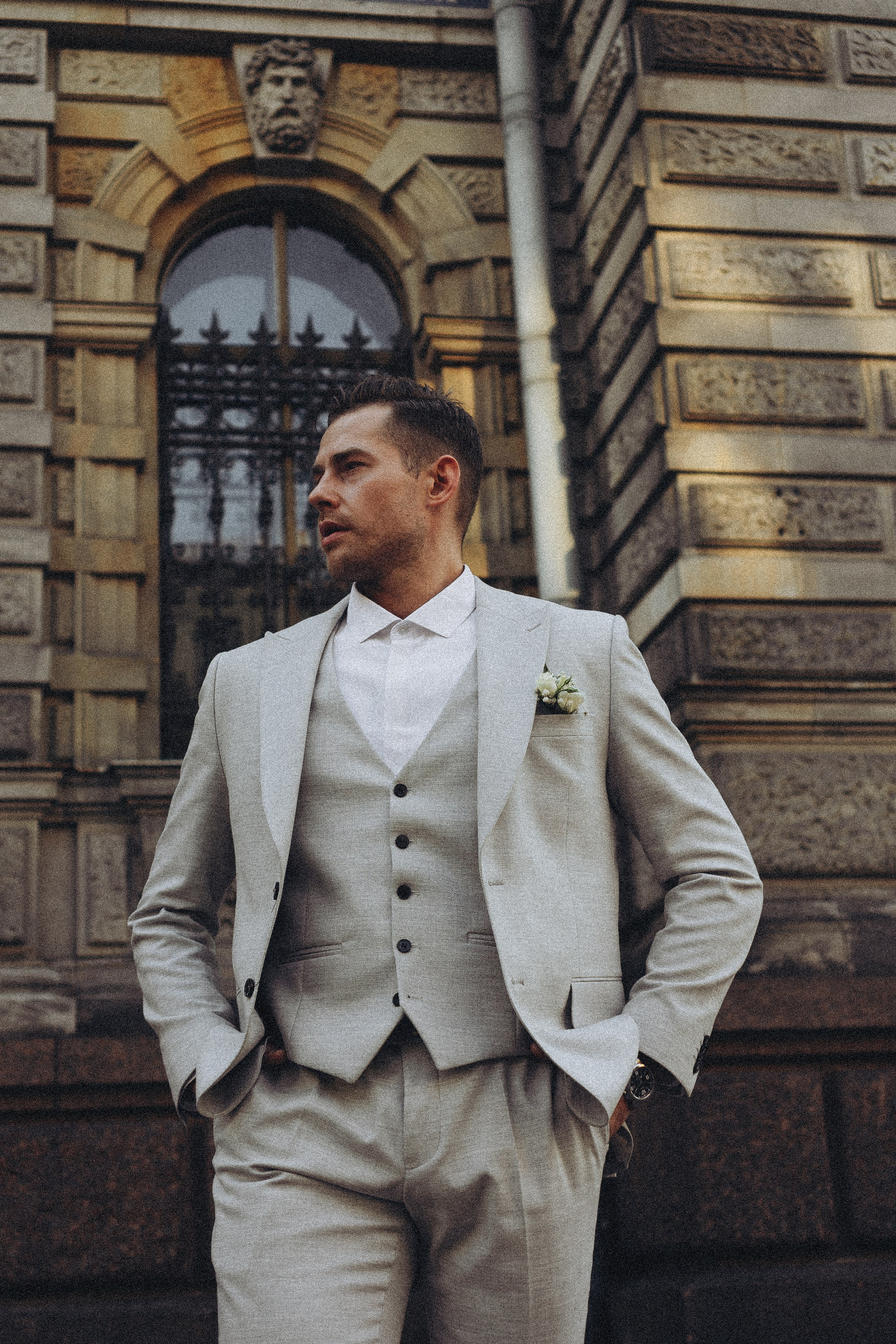 Свадебная сьемка у академии Штиглица. Профессиональный фотограф, Санкт-Петербург — Виктория Богомолова