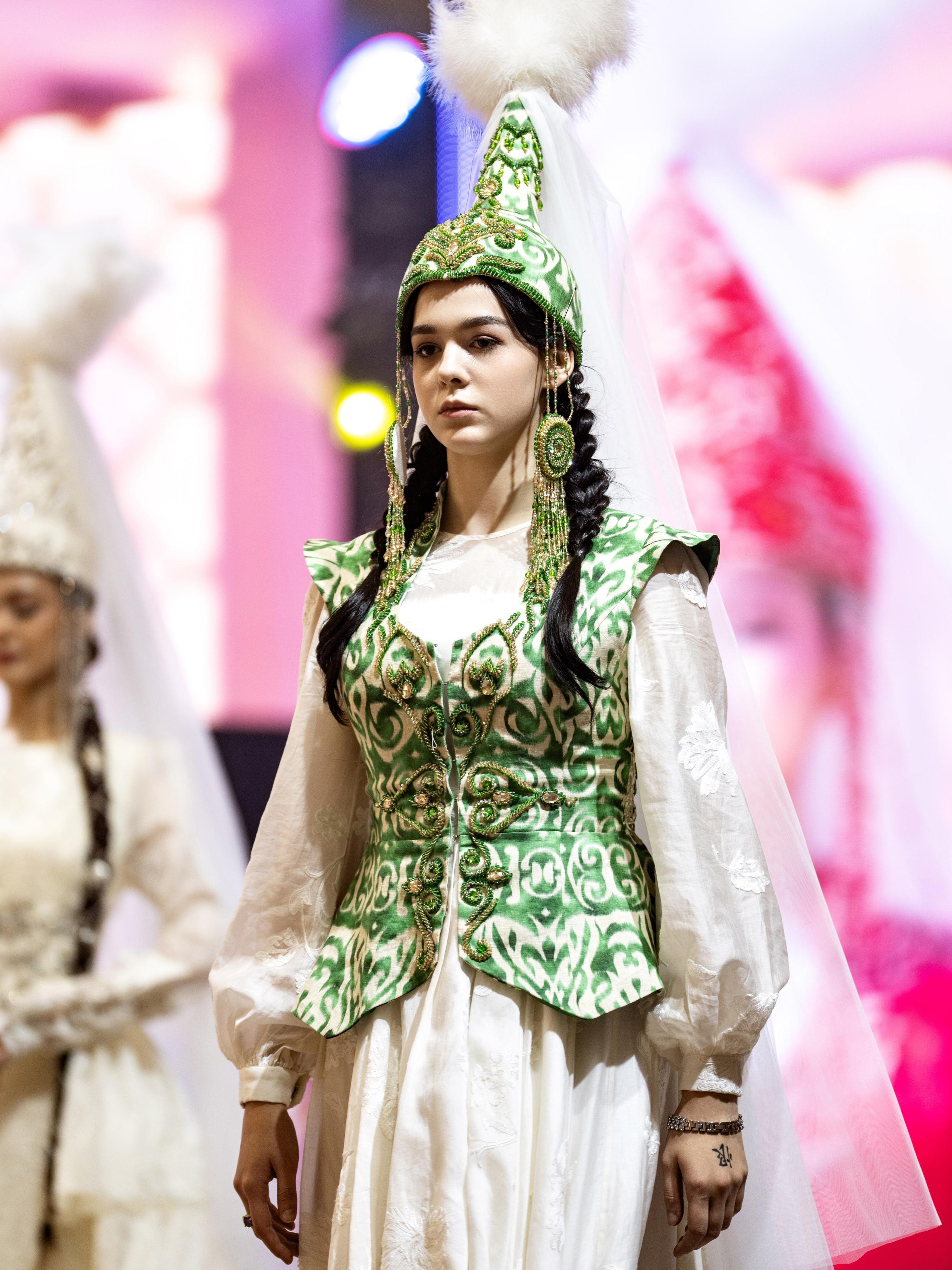 Balzhan Yerserik. Сайт Алматинского НЮ АРТ, будуар и фэшн фотографа Дениса Карпенко