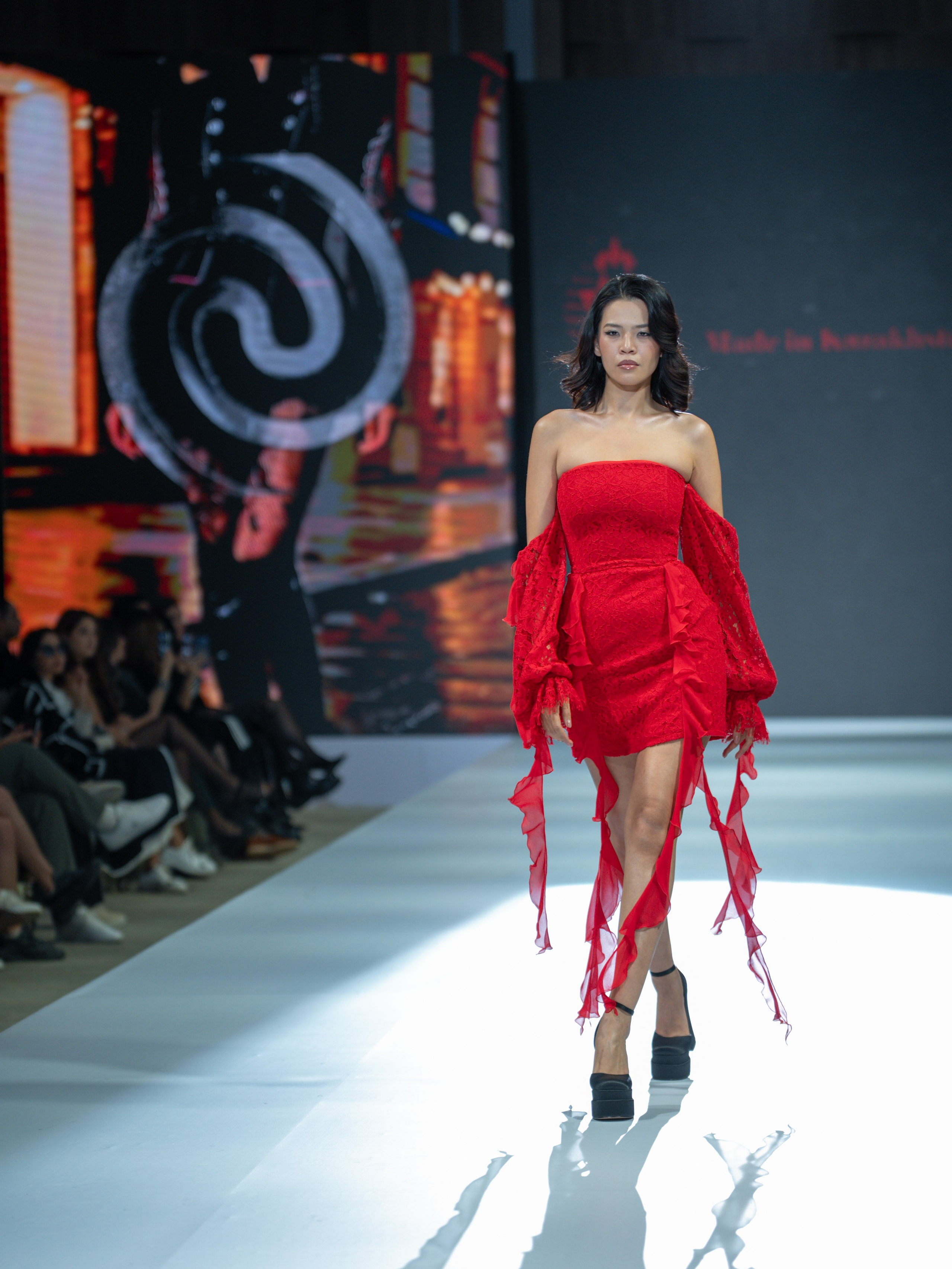 EURASIAN FASHION WEEK DJADI. Сайт Алматинского НЮ АРТ, будуар и фэшн фотографа Дениса Карпенко