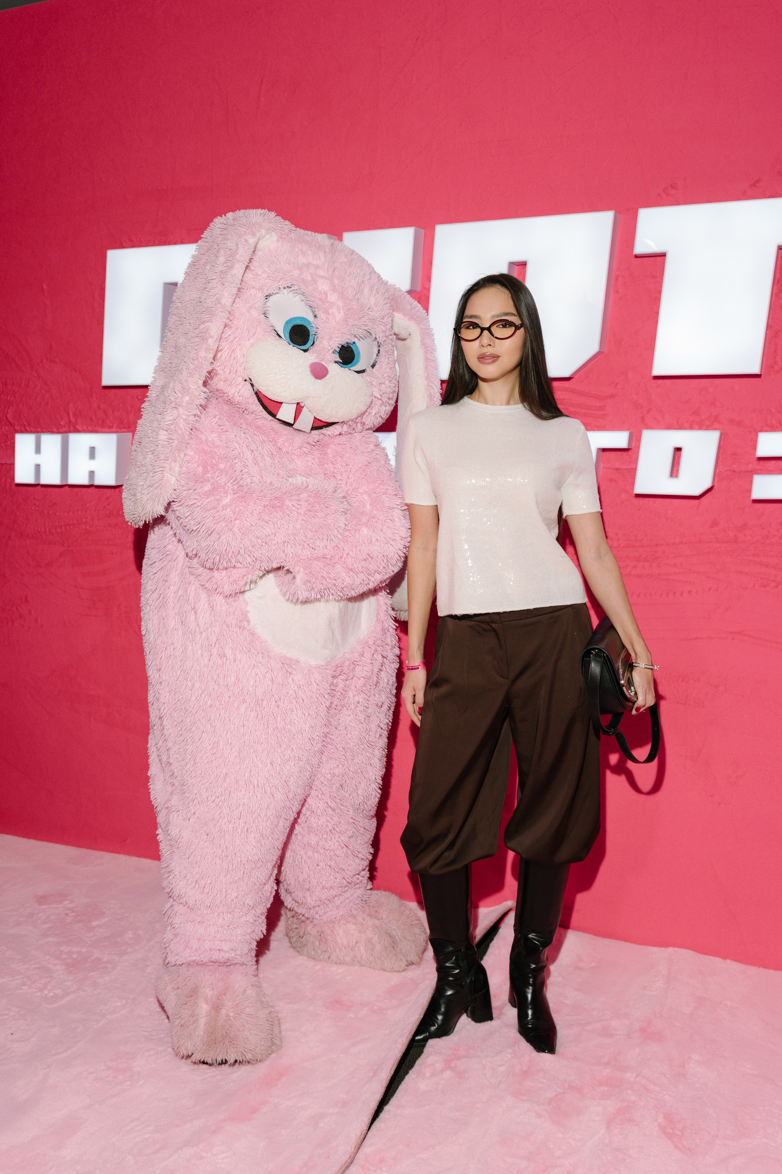 Охота на розового зайца (2025)