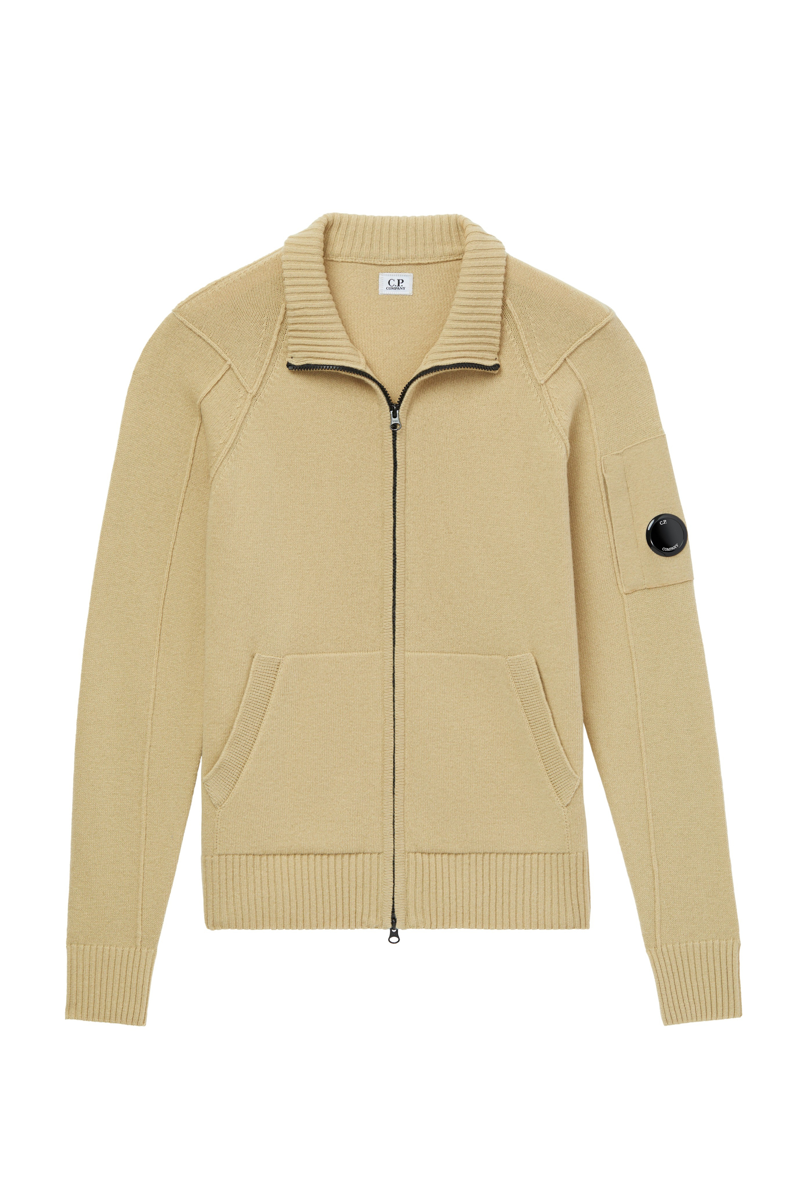 Одежда на манекене и враскладку. Олег Дмитриев