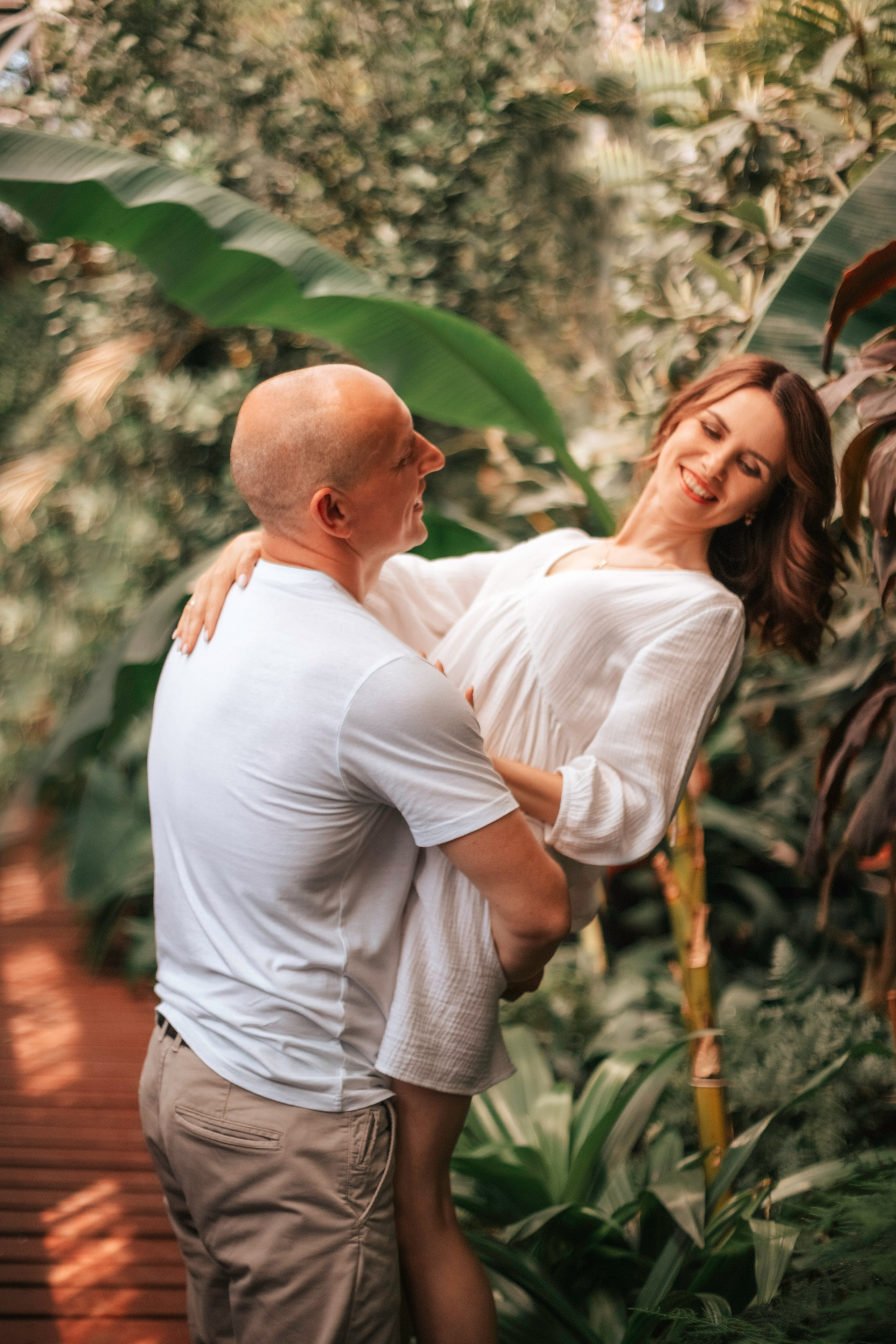 Love story " Полина и Дмитрий"/ Локация тропическая оранжерея. Фотограф Елена Аленская
