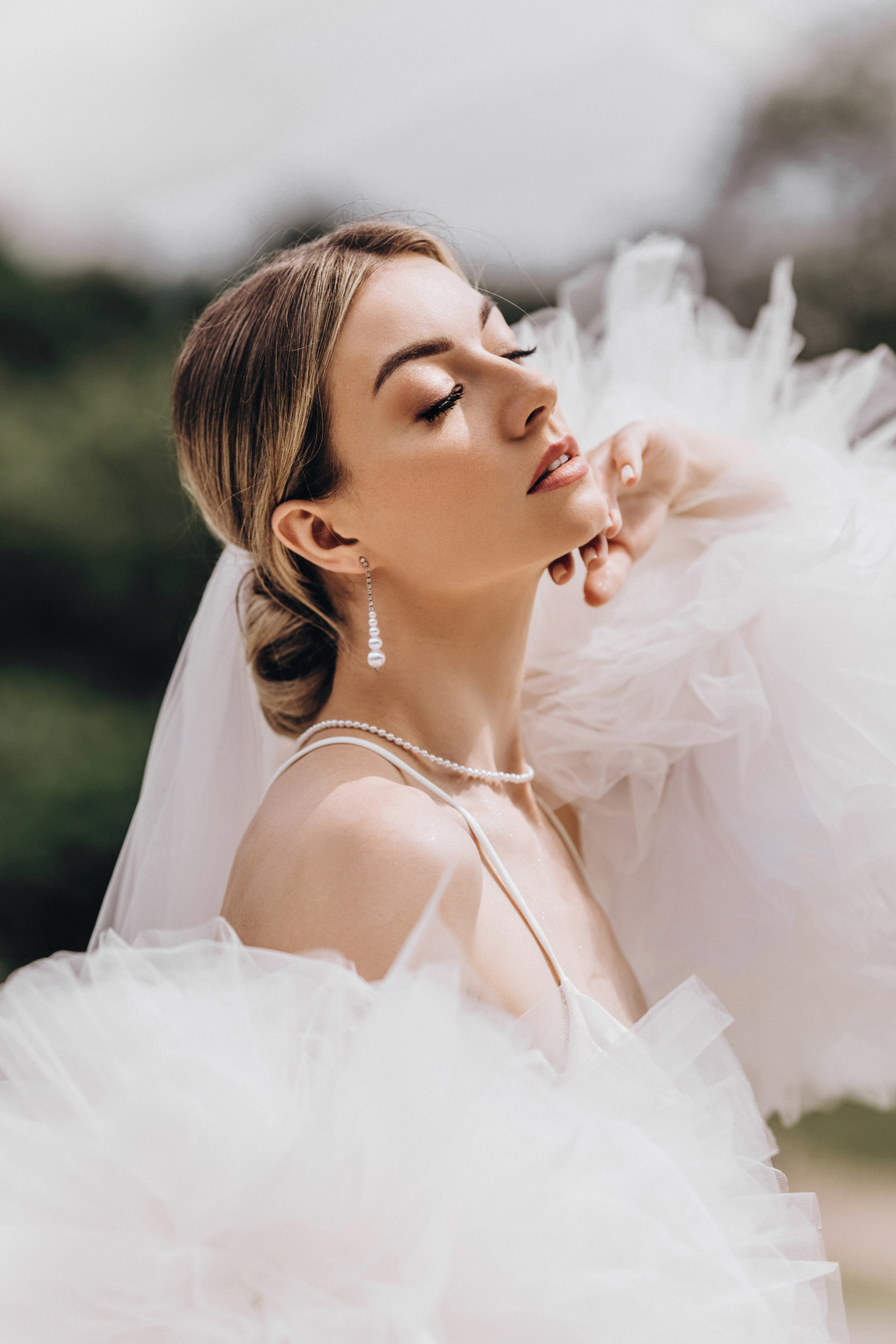 Лина. Свадебный салон-ателье Бонжур в Минске Bonjour