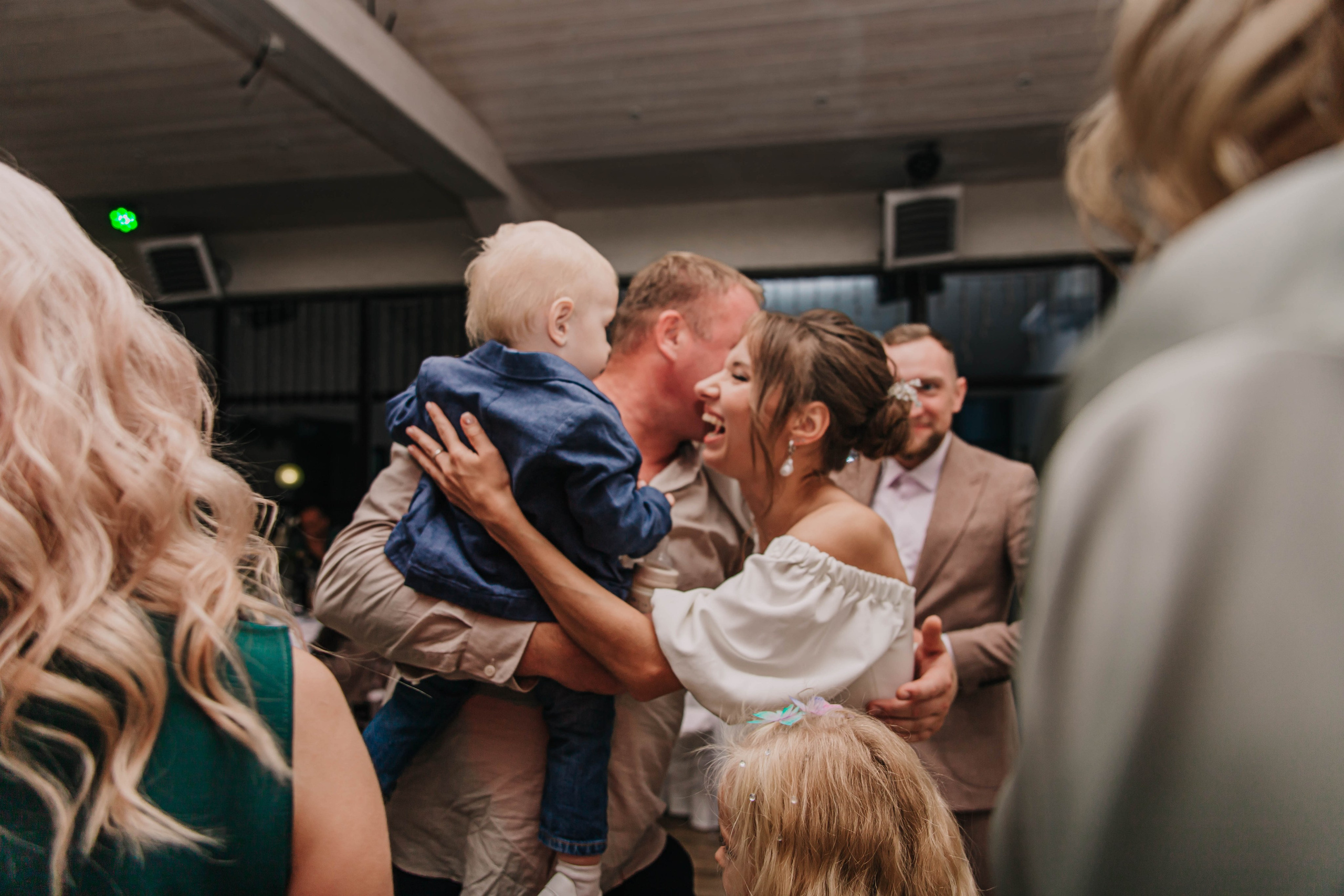 Вячеслав и Анастасия (пакет «Весь день»). Фотограф Дарья Маташкова