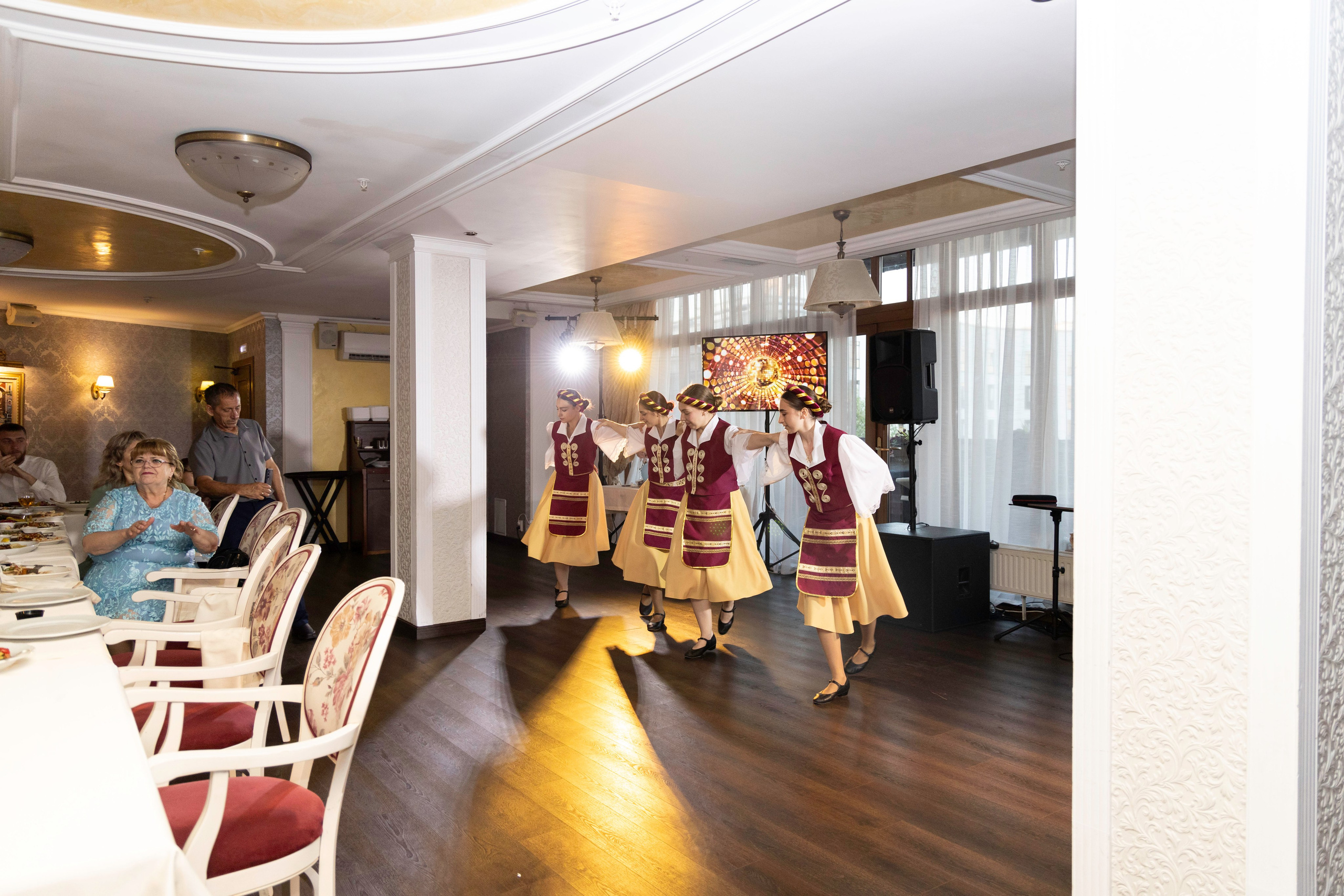 Ангелина и Владимир. Фотограф Olya Posnimay