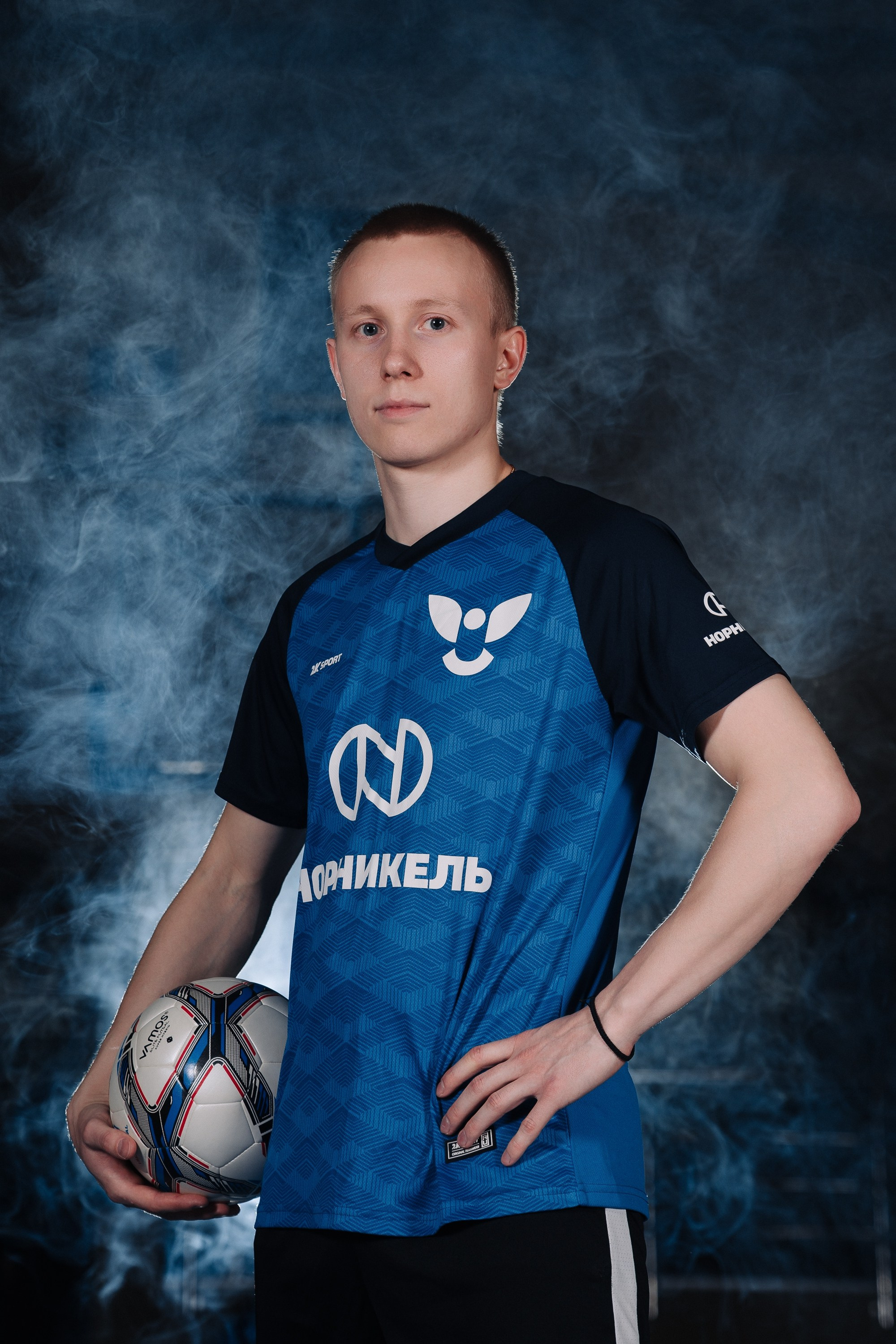 Сборная ВятГУ по мини-футболу. Паша Страхов — фотограф