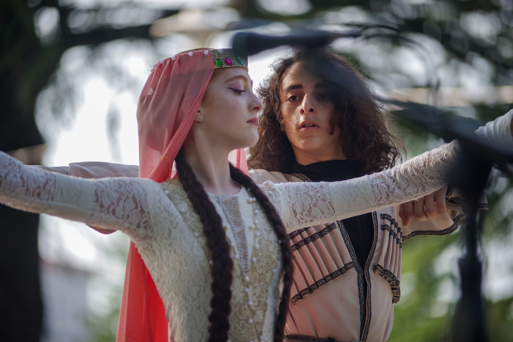 Грузинский танец. Портретный фотограф Денис Милютин