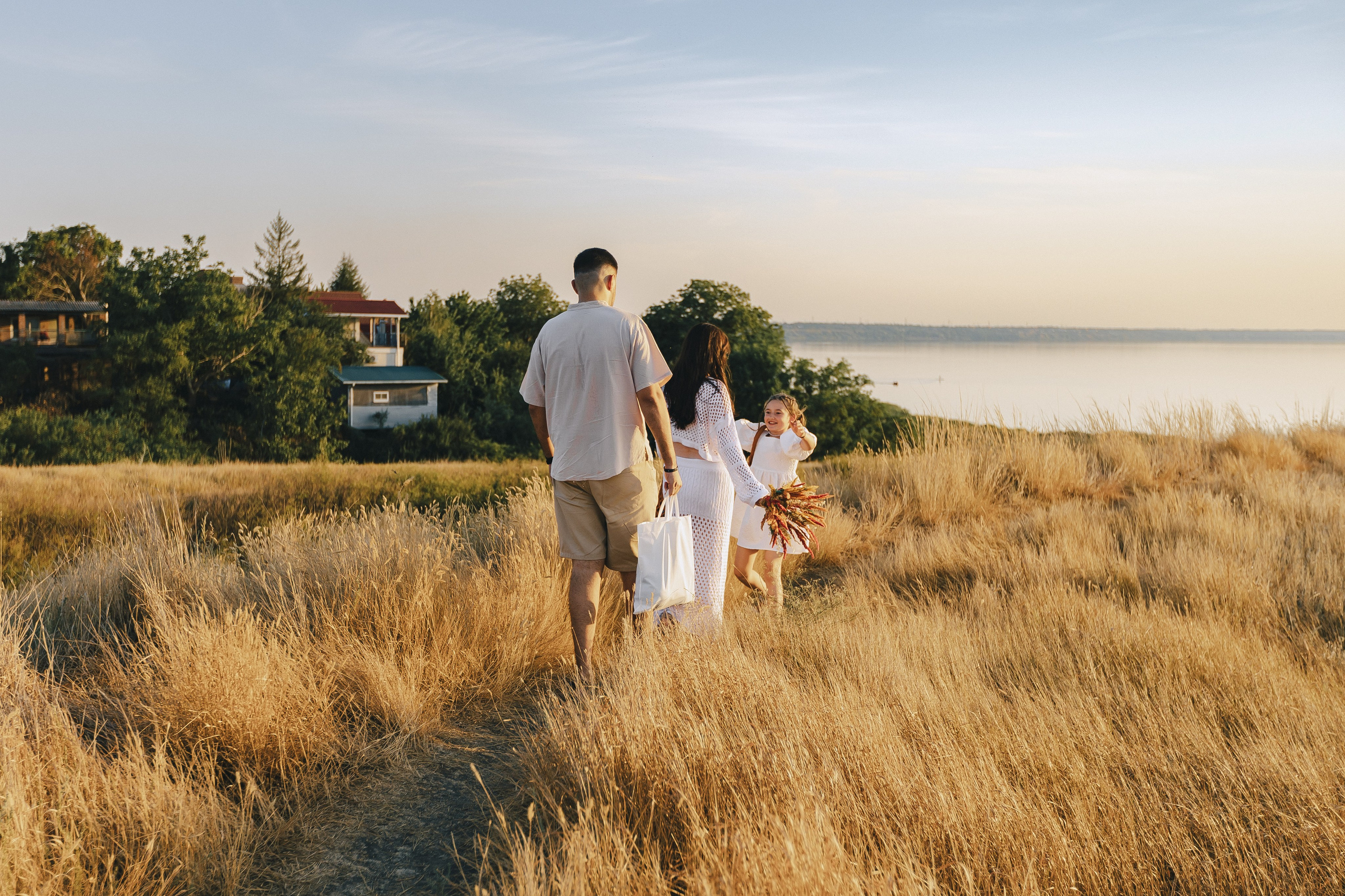 Лиля, Артем и Ксюша. Фотограф Таганрог Любимая Надя