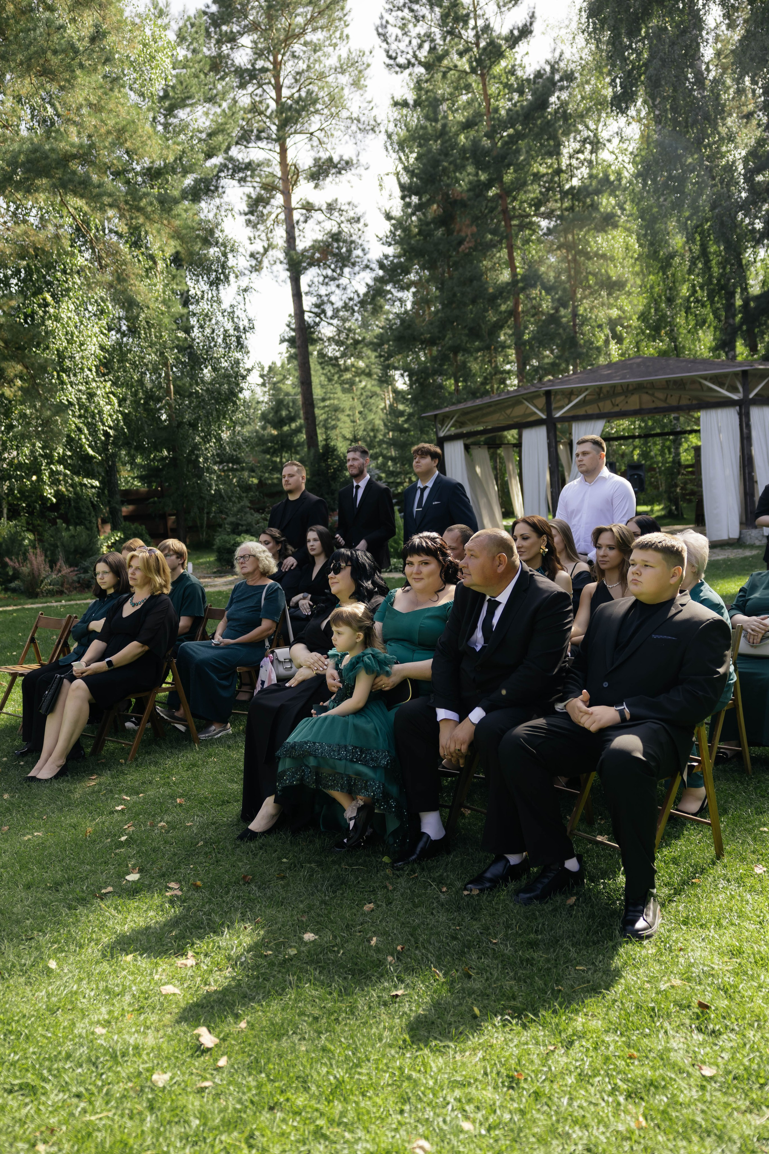 Свадебная история. Лесной Виладж. Свадебный и семейный фотограф Рассказова Виктория