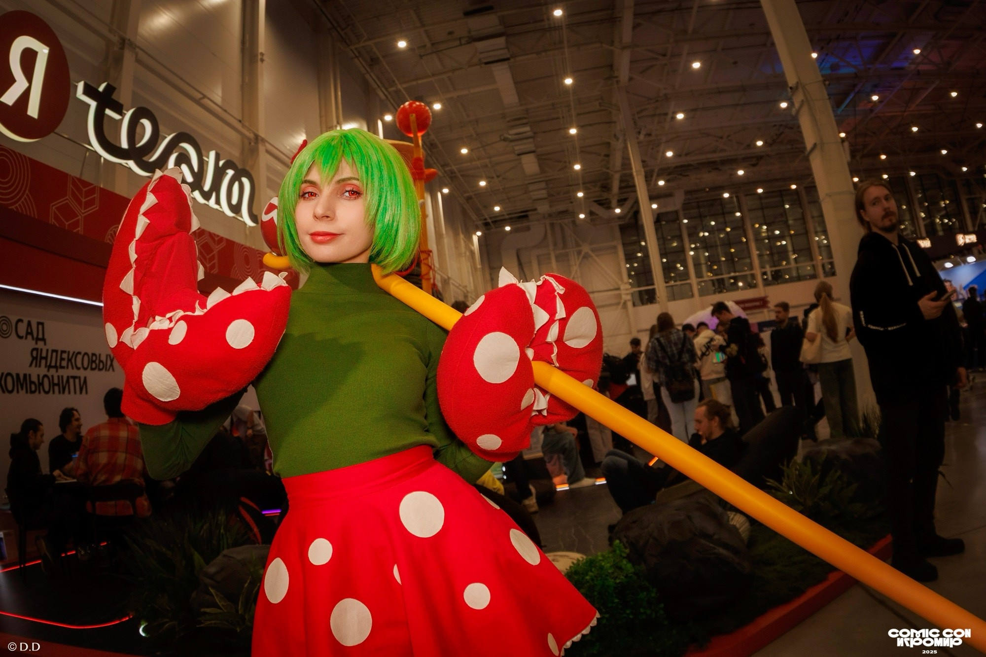 Comic Con Игромир 2025. Различные мероприятия и просто фотографии людей