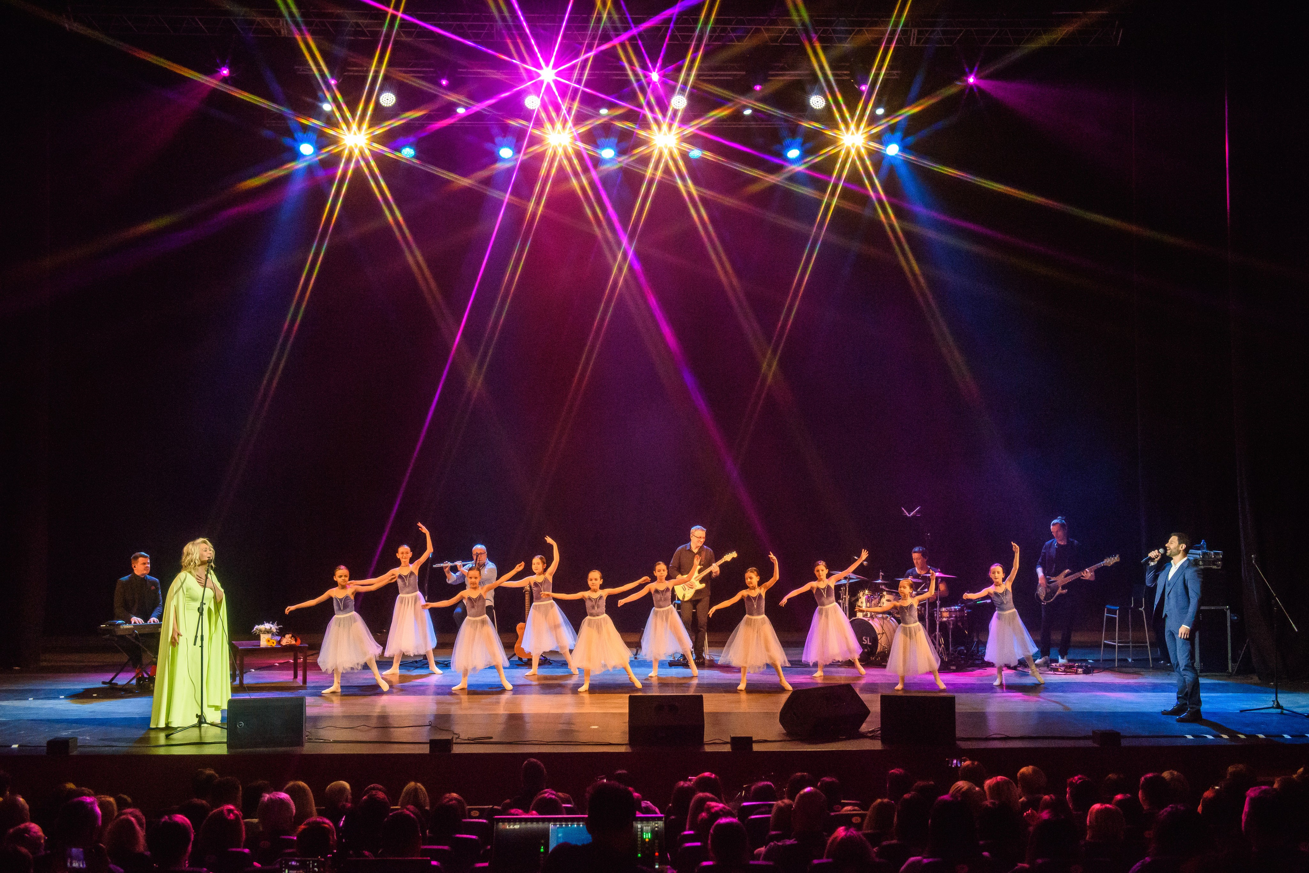 Антон и Виктория Макарские — «Имена на все времена», КЗ Измайлово. Бренд-фотограф для экспертов и блогеров в Москве Влада Горбовская