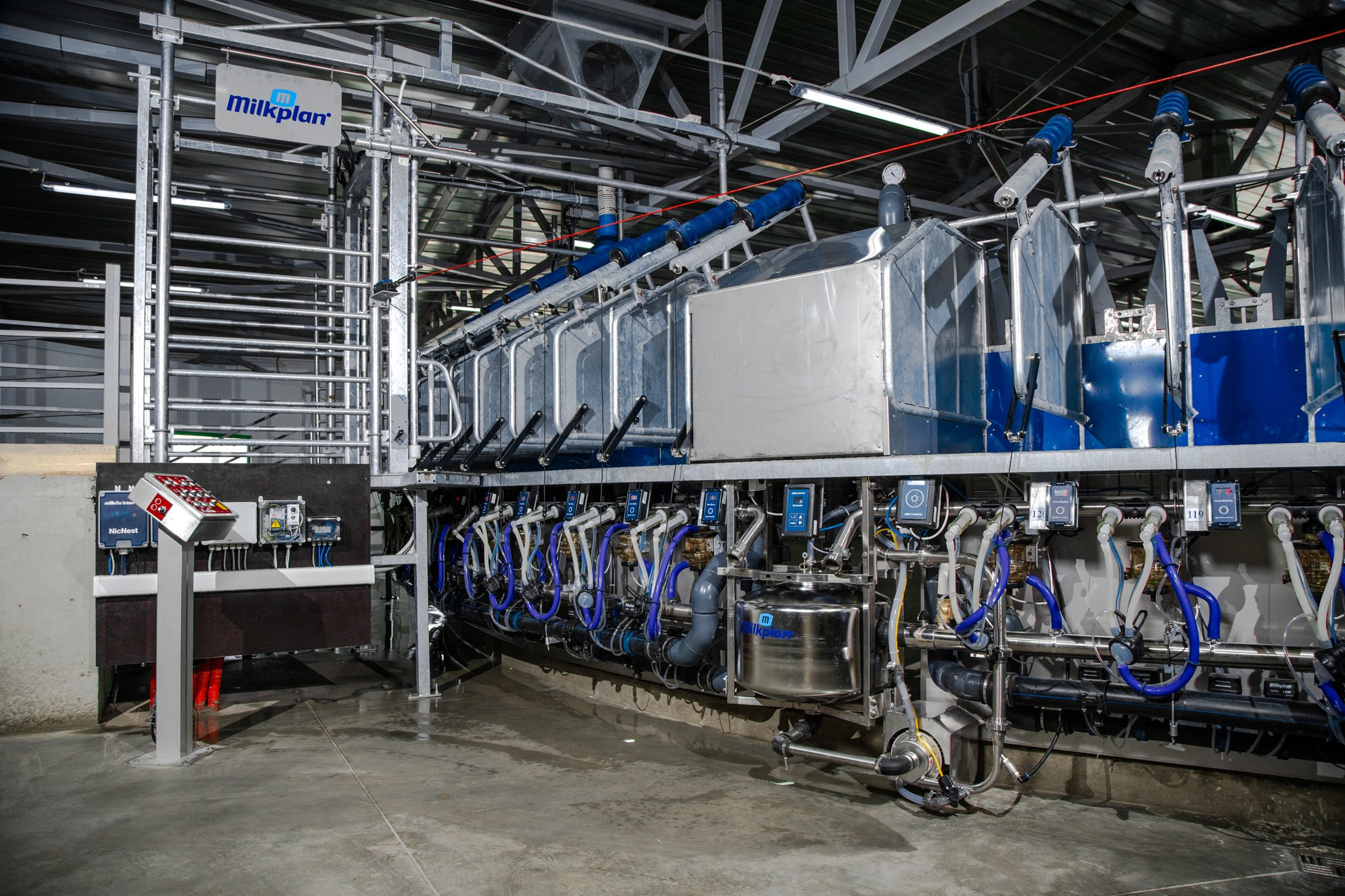 Съёмка для фирмы «Биотон». Репортажный, промышленный и маркетплейс-фотограф Дмитрий Чернат