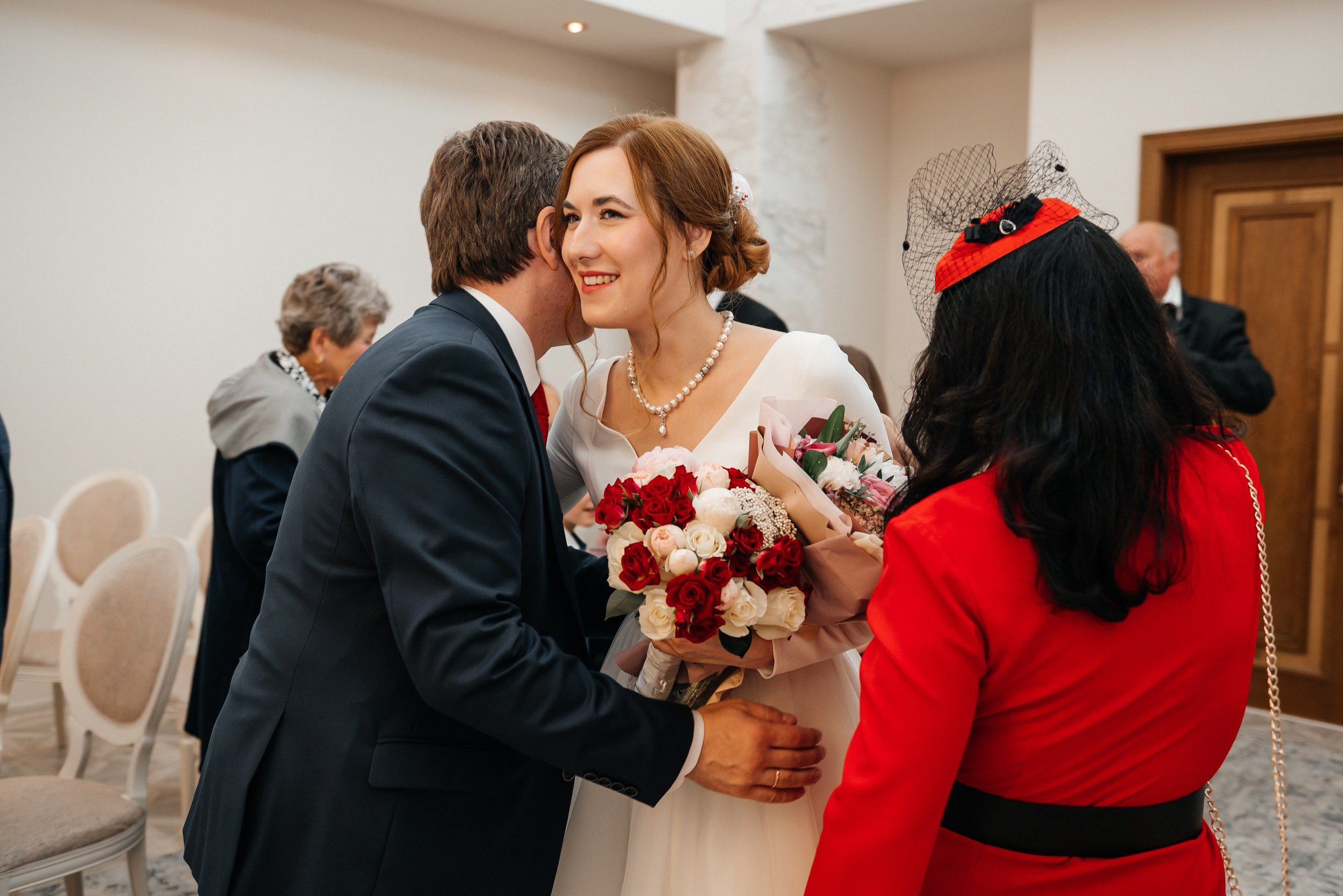 Свадьба в Аптекарском огороде. Фотограф Москва Настя Профотовна. Репортажные, свадебные и контент фотосессии