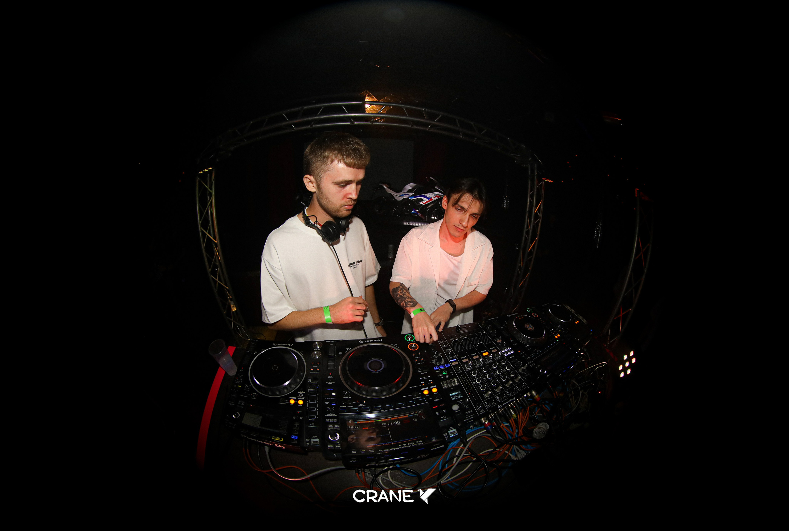 CRANE | GOODBYE SUMMER | 31.08.24