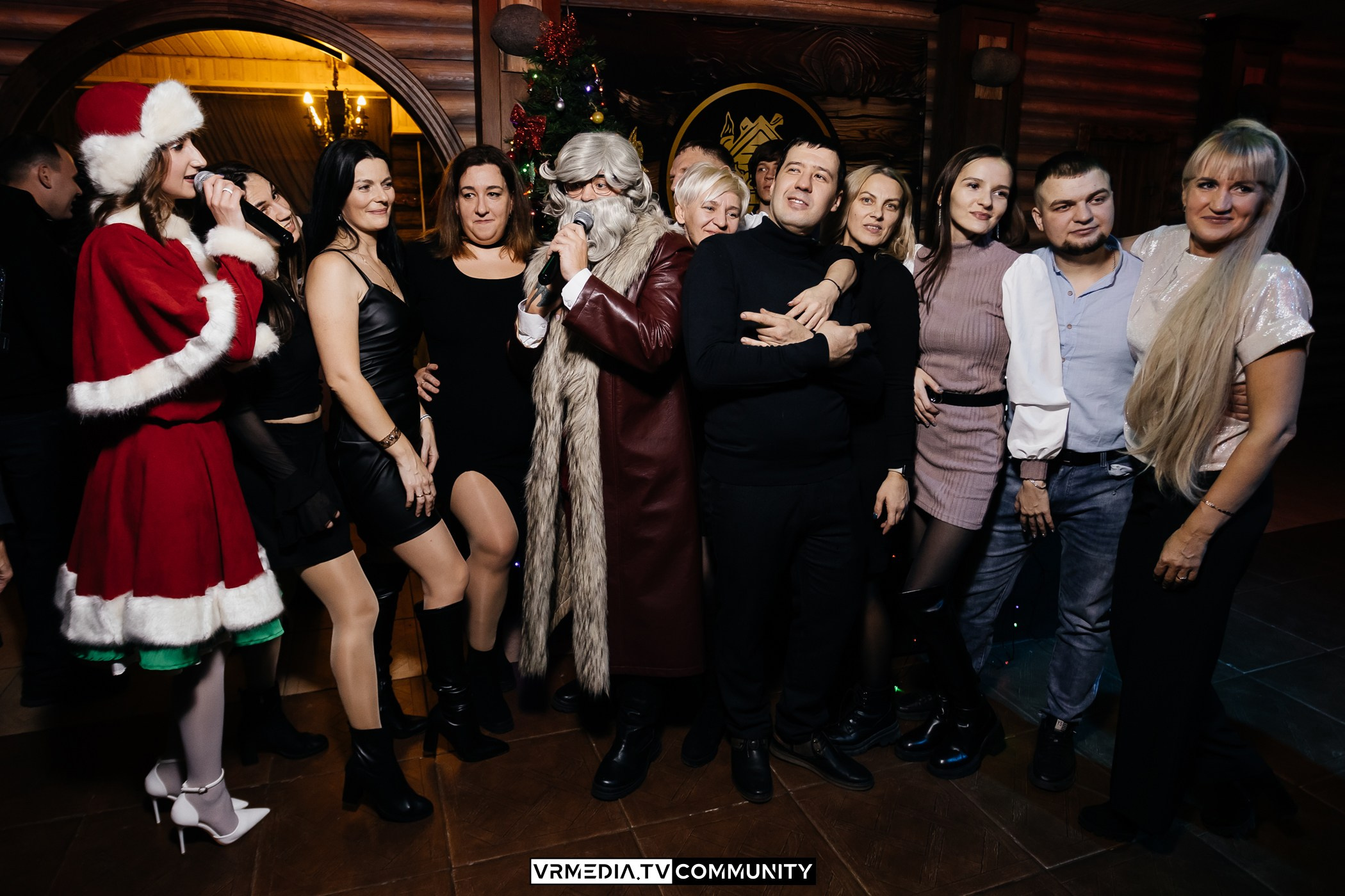 Новогодний вечер у «Петровича»