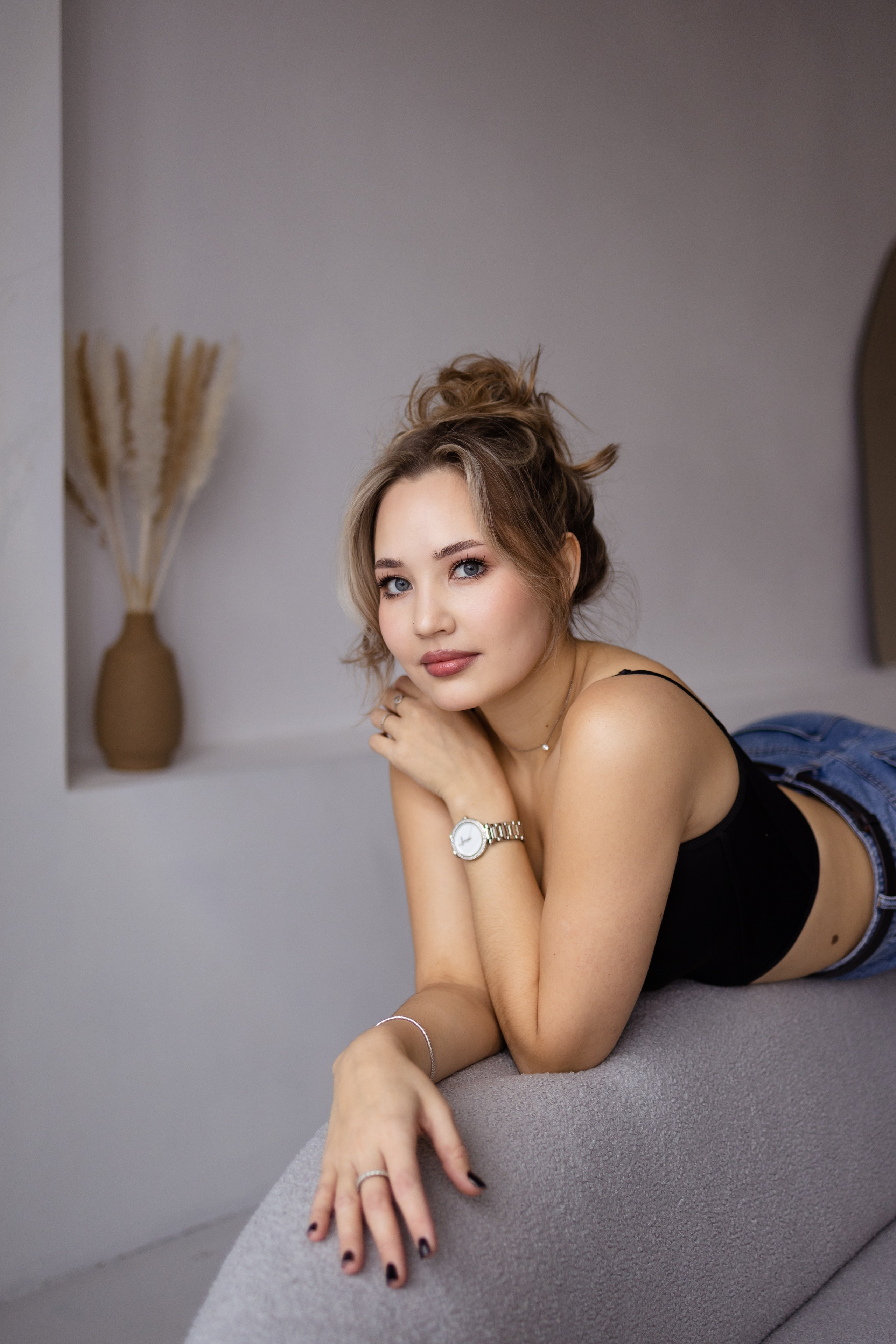 Женский студийный портрет (9.02.2025) г. Обнинск (Калужская обл.). Надежда Стар семейный и церковный фотограф в Жукове и Калужской области