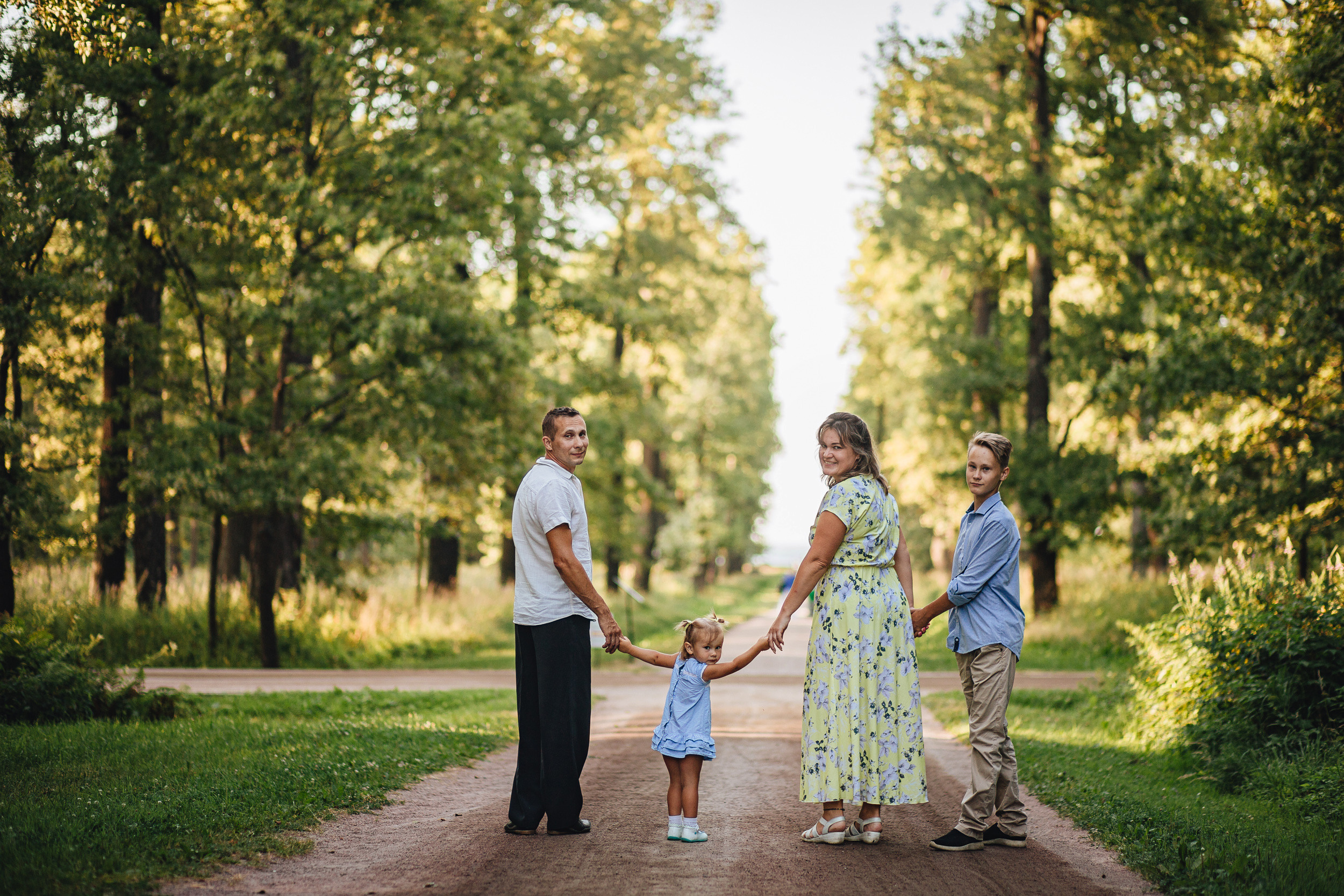 Семейная фотопрогулка. Семейный фотограф Анастасия Паршикова
