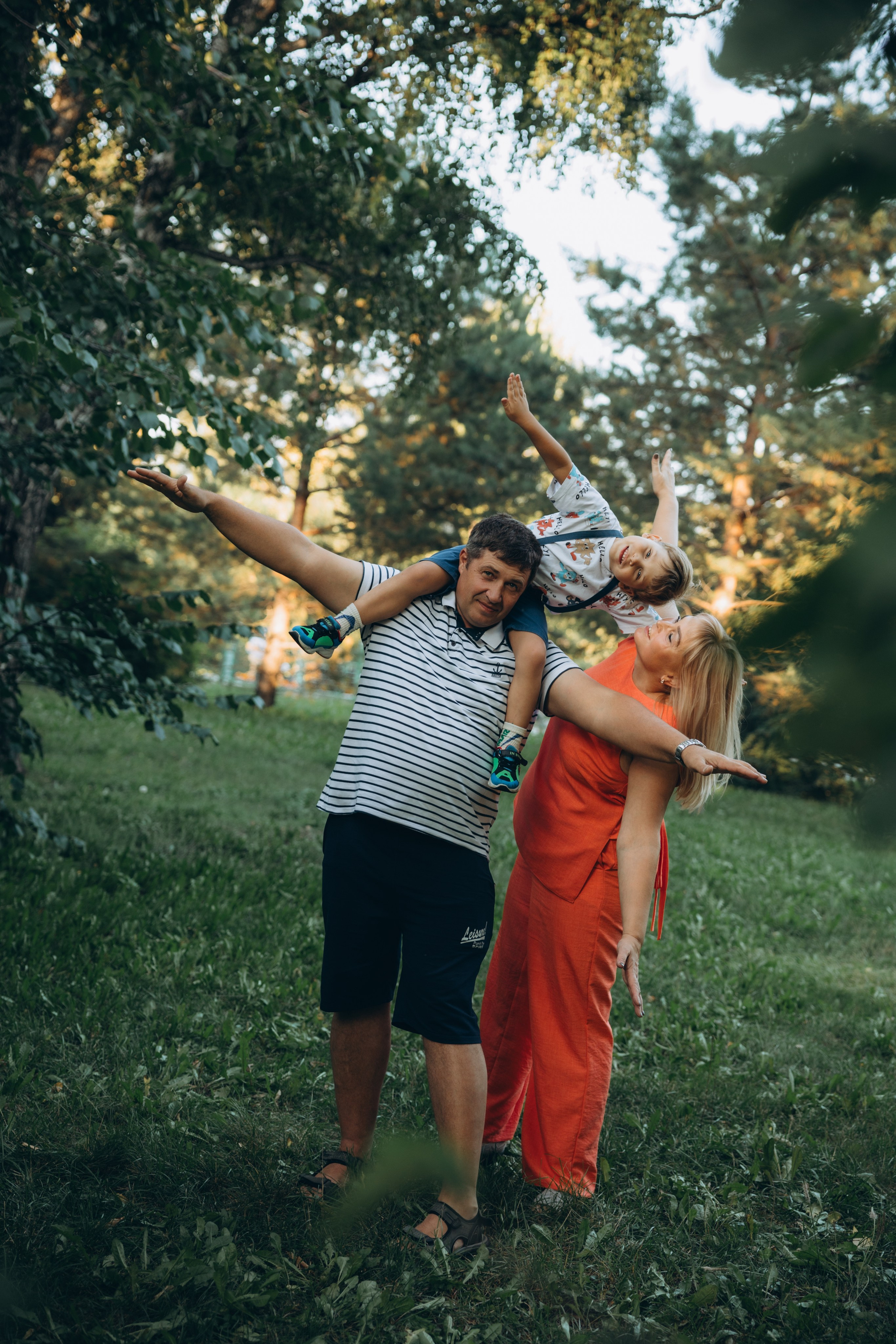 В ЦПКиО. Свадебный, семейный фотограф в Иркутске Светлана Макаричева