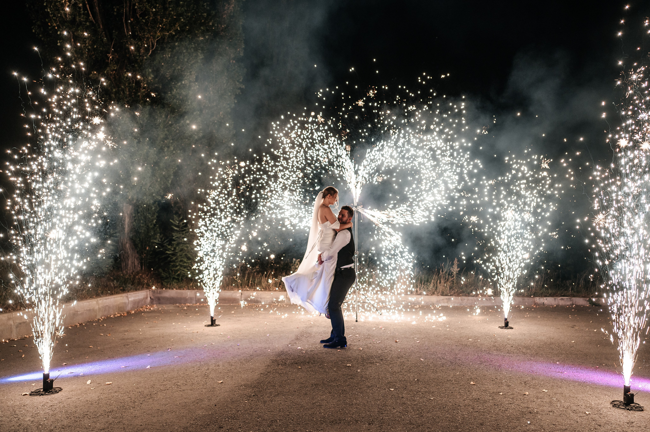 Даниил и Валерия. Черная утка. Полный день. Фотограф Екатерина Бочарникова