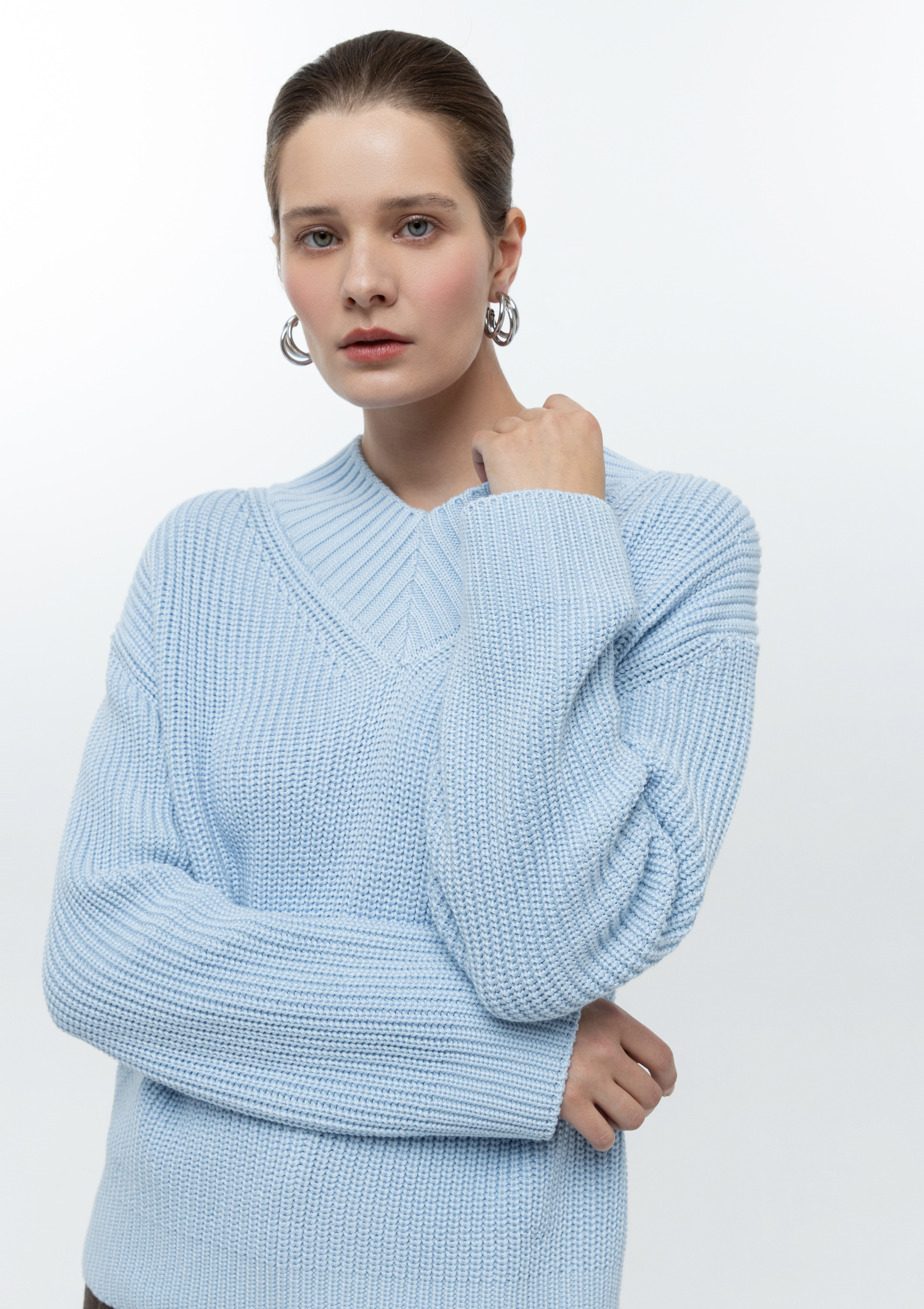 Каталог. Верхняя одежда + трикотаж бренда. 4ч,. Визажист для брендов, Фэшн продюсер Олеся Глушкова