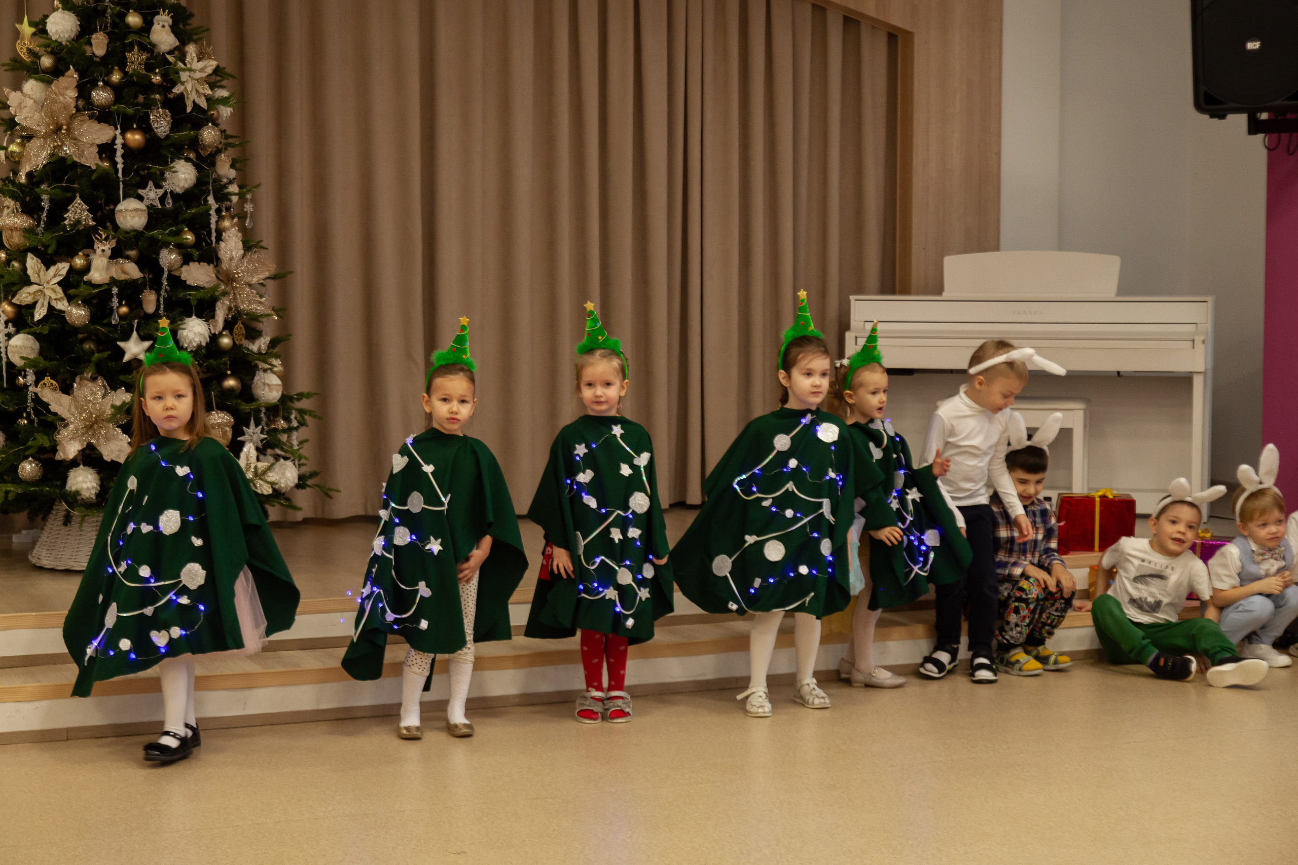 Новогодний утренник. 17.12.24. Профессиональное фото в Казани: от идеи до результата. Фотограф Яна Мур