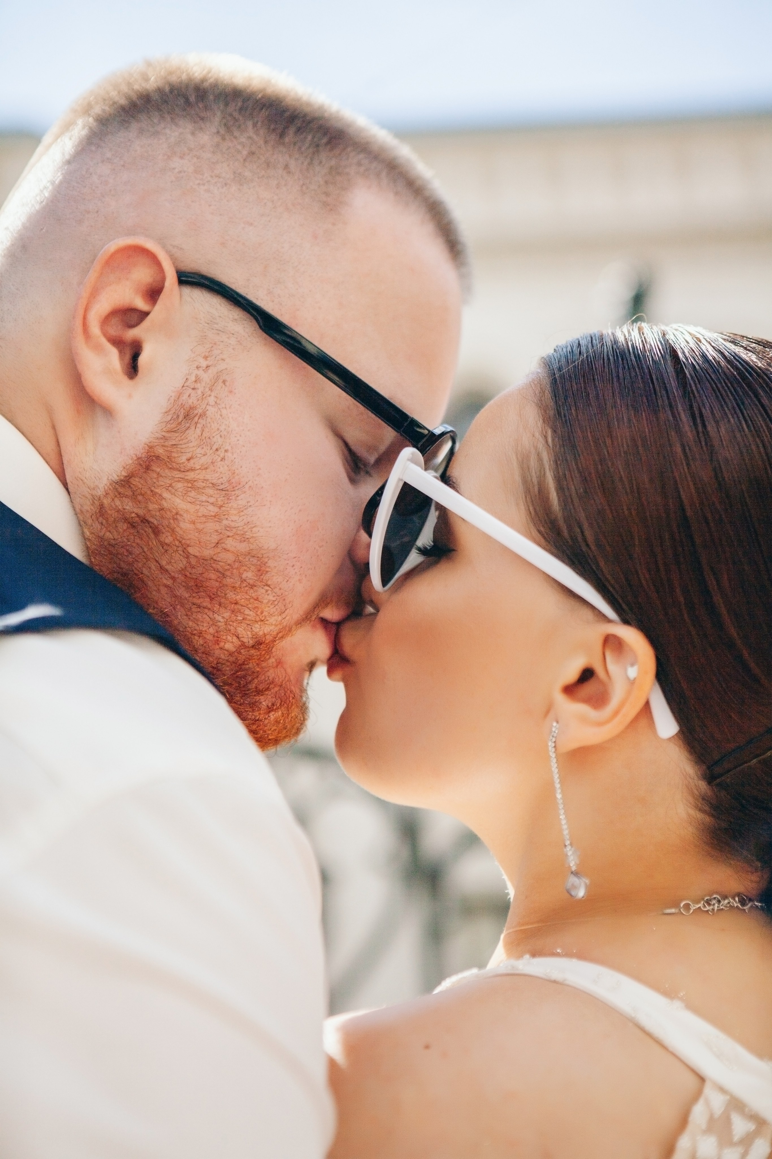 Свадебная фотосессия в отеле hartwell hotel и на патриарших прудах. Фотограф Ольга Ефремова