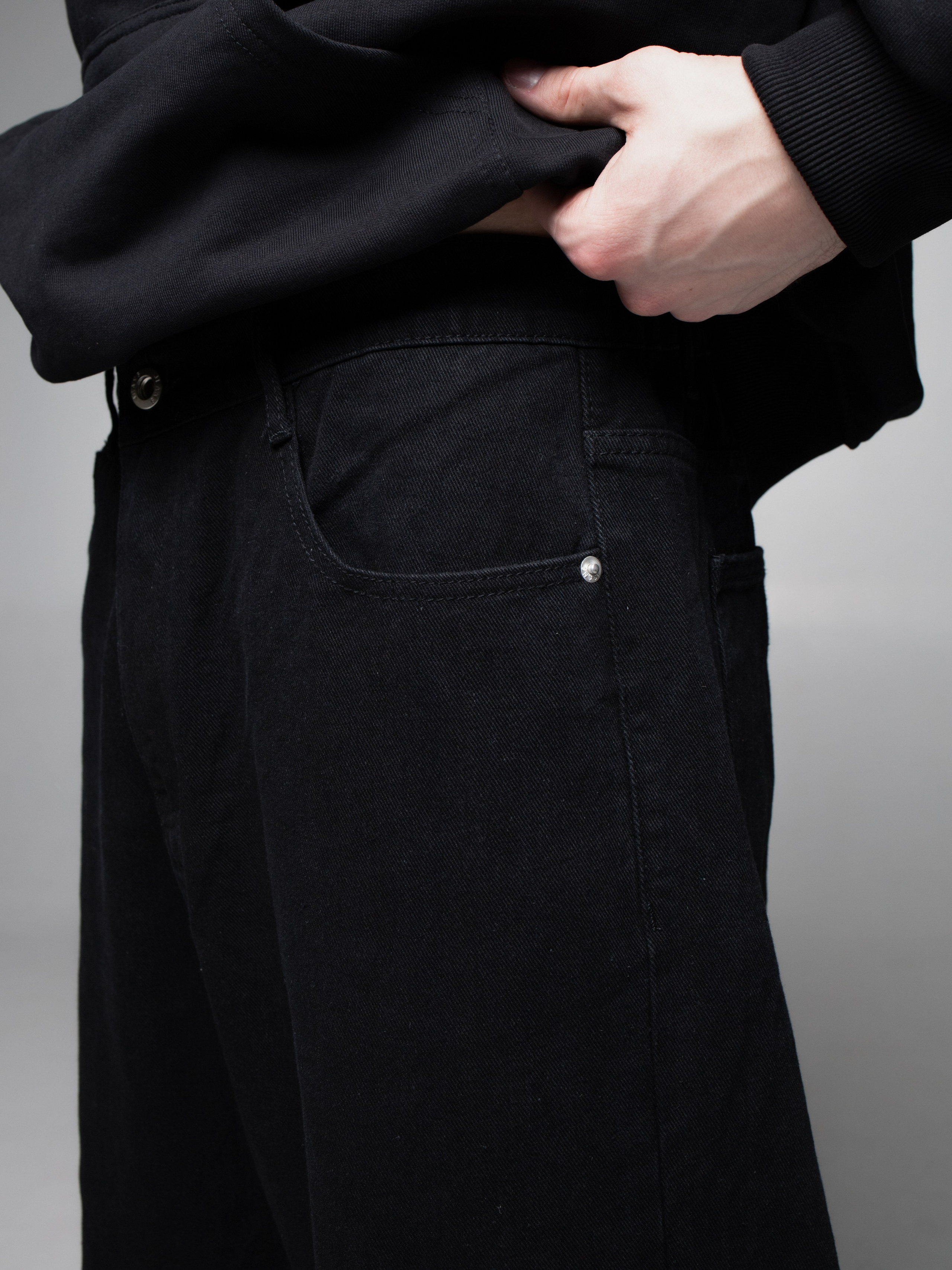 КАТАЛОГ | серый фон. RUNA production — стильные съемки для брендов