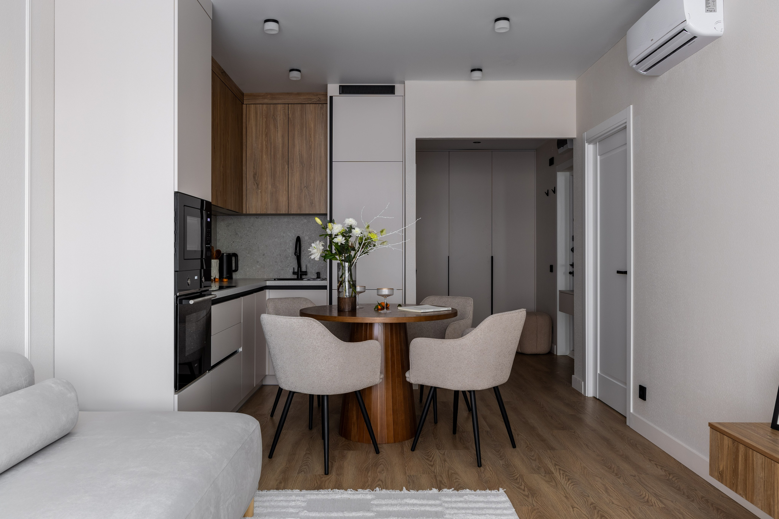 Строгая евро2 в ЖК «Матвеевский парк». Veselinskiy| Интерьерный фотограф | Москва