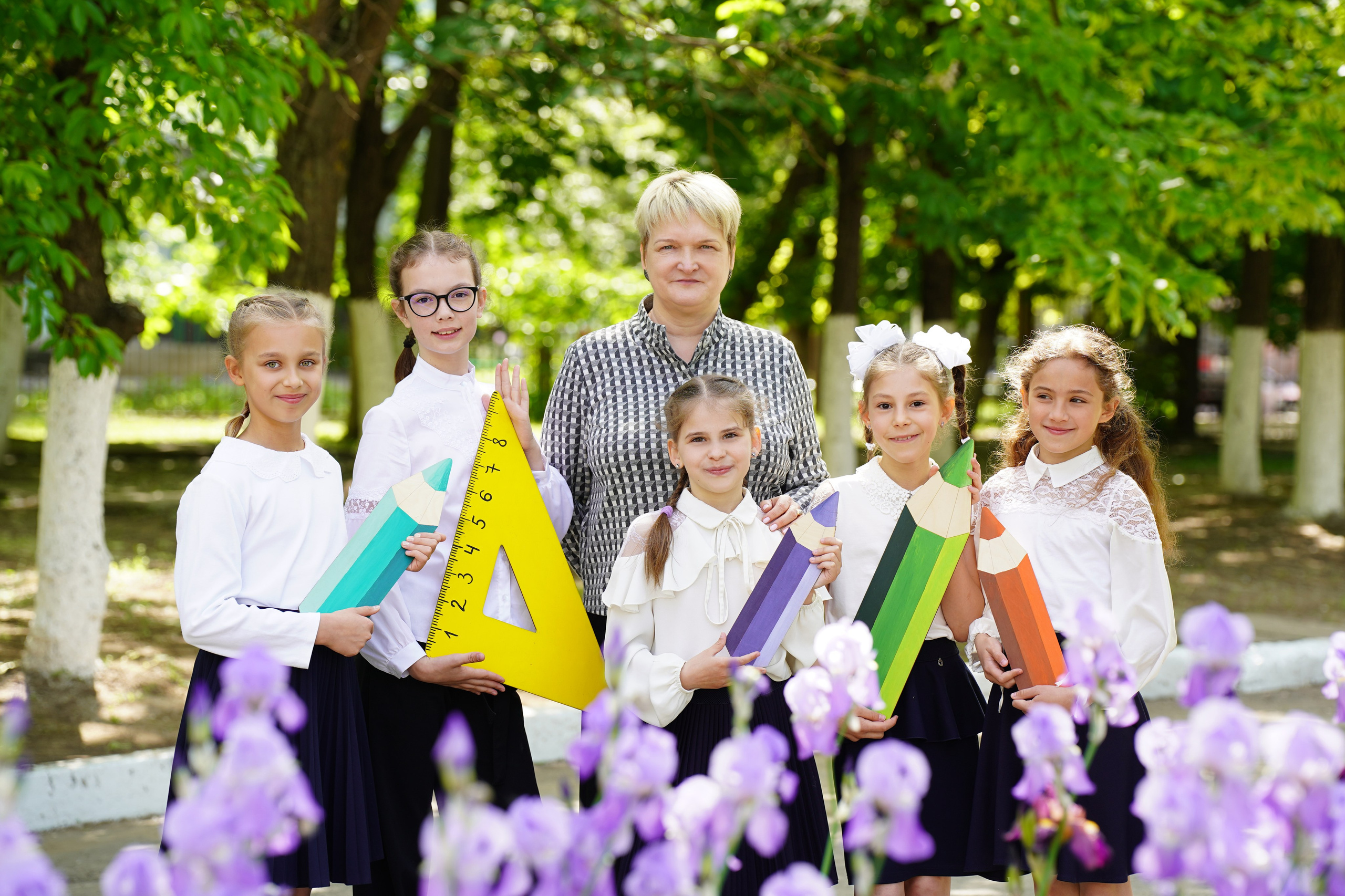Фотосессия на природе. MEMENTO.Выпускные альбомы, школьные, юбилейные и другие книги. Ростов-на-Дону