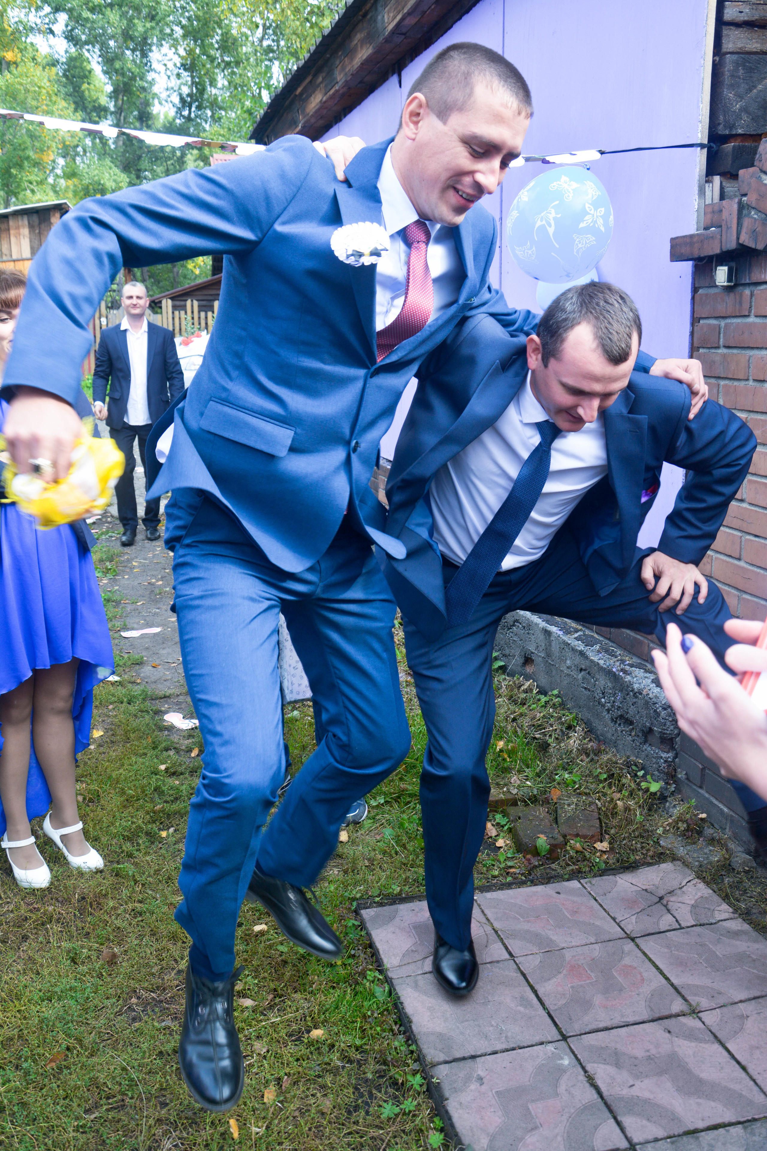 Свадьба Юрия и Ксении в Прокопьевске. Видео оператор и фотограф Владимир Анатольев с Кемеровской области