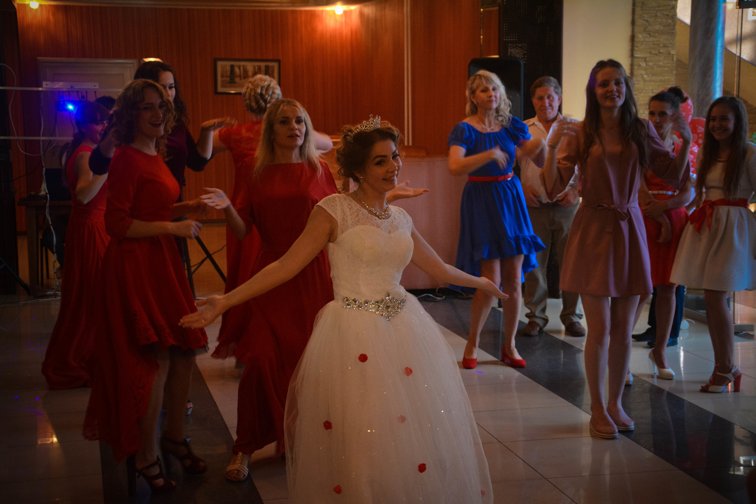 Свадьба Александра и Виктории в Киселевске. Видео оператор и фотограф Владимир Анатольев с Кемеровской области