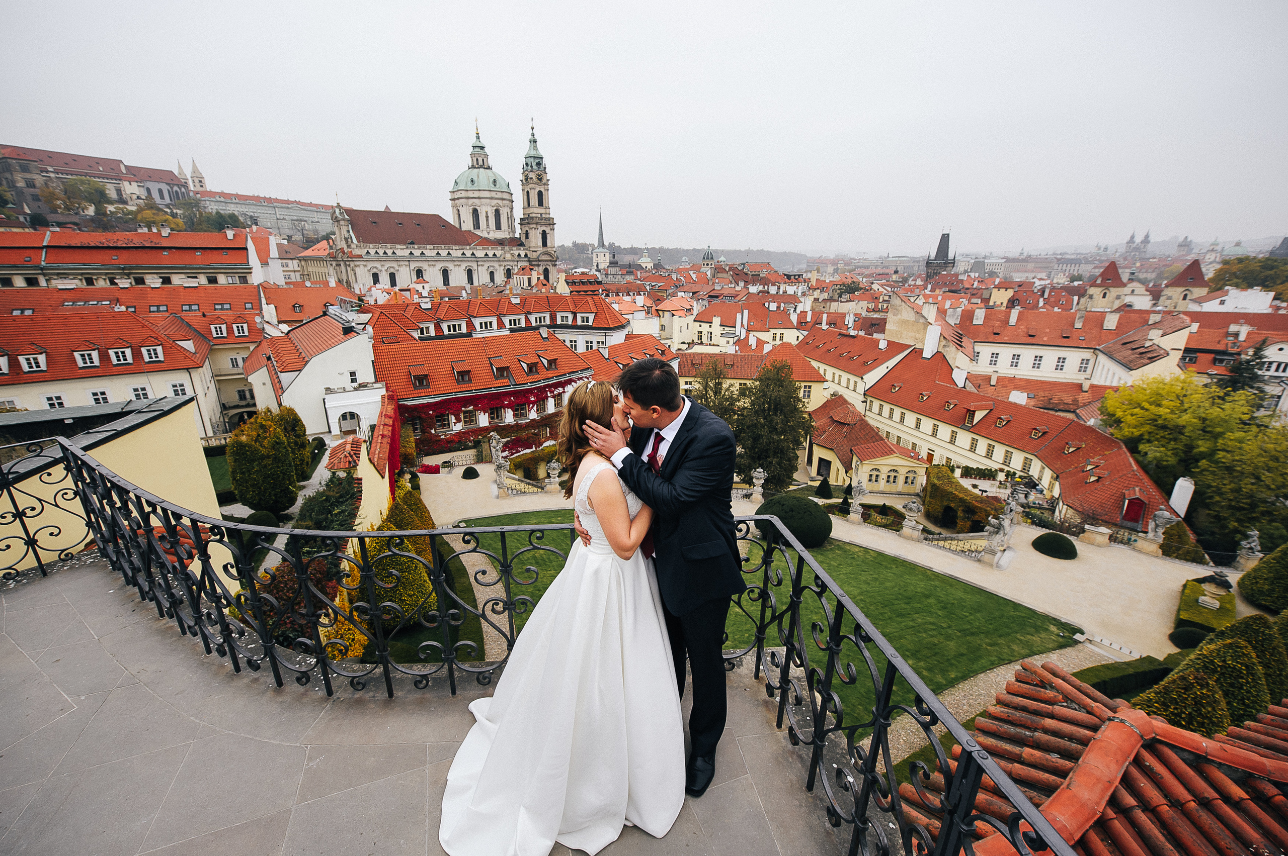 Свадьба Никиты и Ленуры в Праге. Видео оператор и фотограф Владимир Анатольев с Кемеровской области