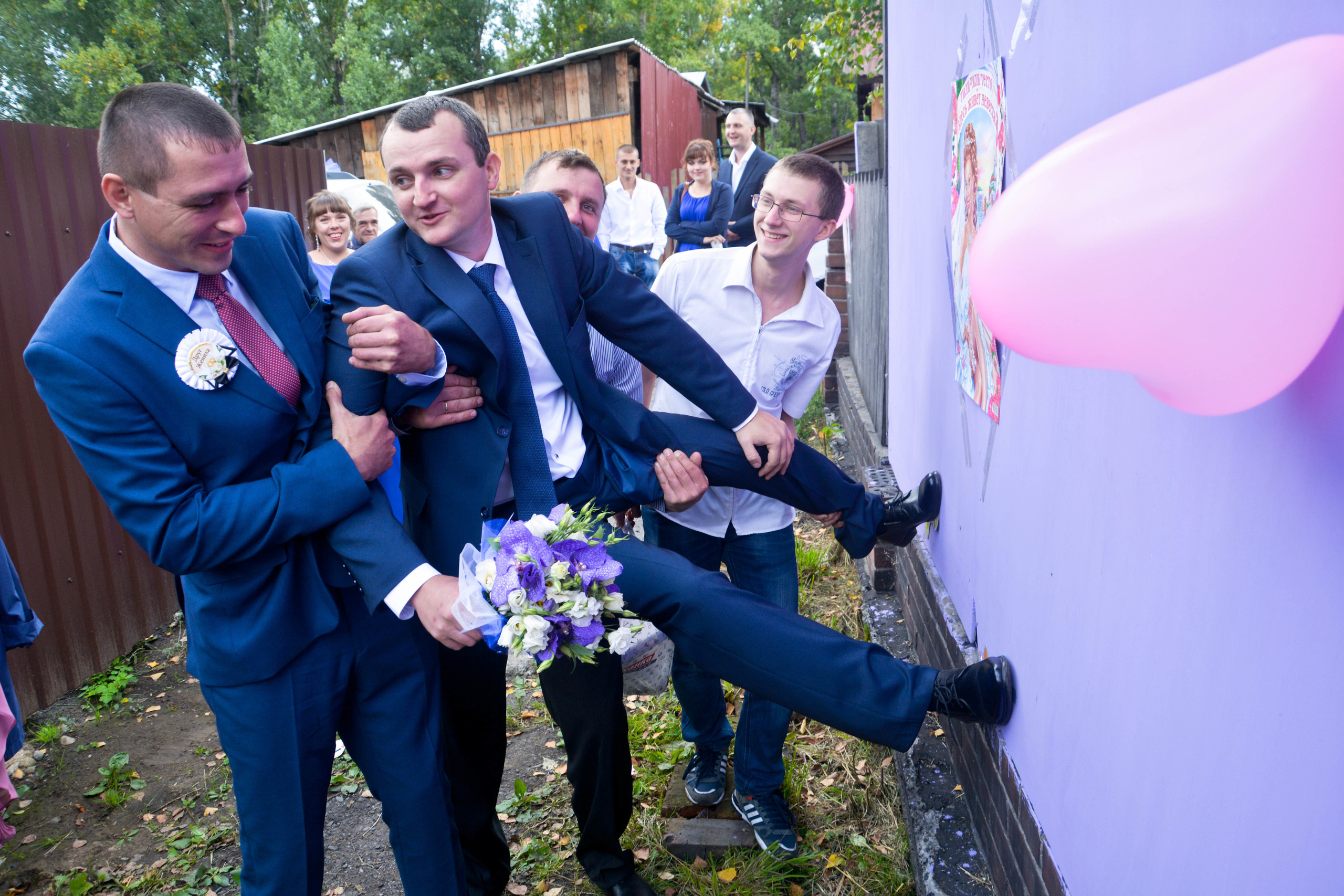 Свадьба Юрия и Ксении в Прокопьевске. Видео оператор и фотограф Владимир Анатольев с Кемеровской области