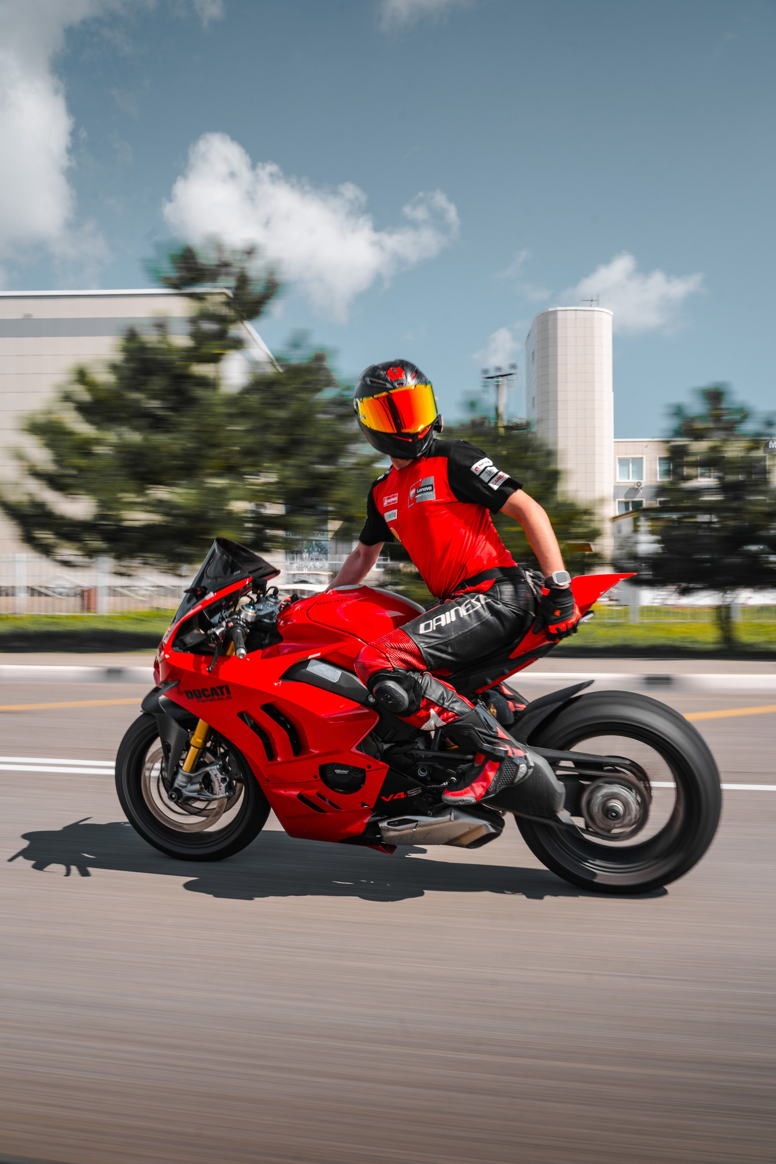 Ducati V4s. Автомобильный и просто лучший фотограф в Сочи Nikita No Name