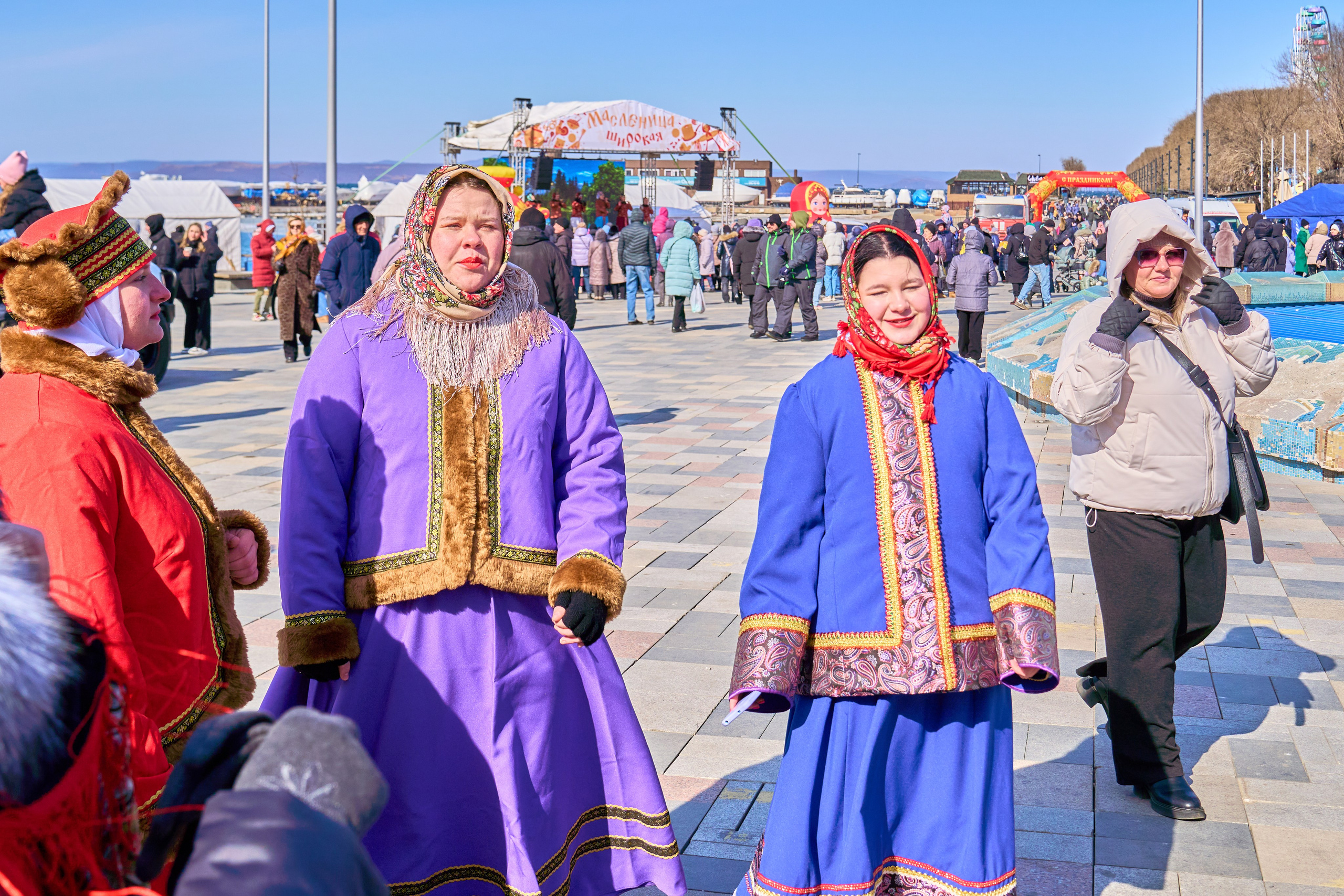 Масленица. Фотограф во Владивостоке