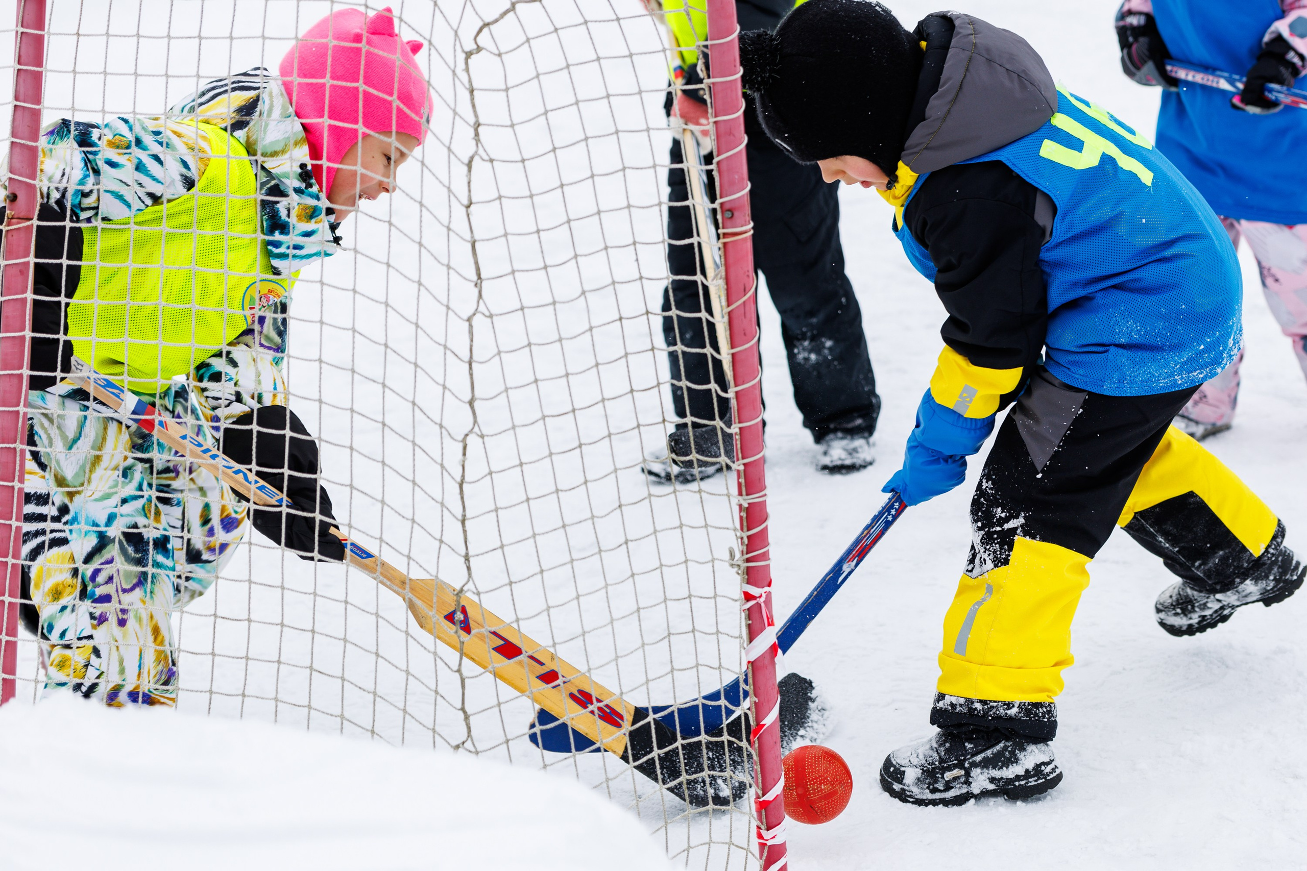 XIII чемпионат  по «ХОККЕЮ В ВАЛЕНКАХ». Свадебный, семейный и репортажный фотограф в Южно-Сахалинске Артур Петросян