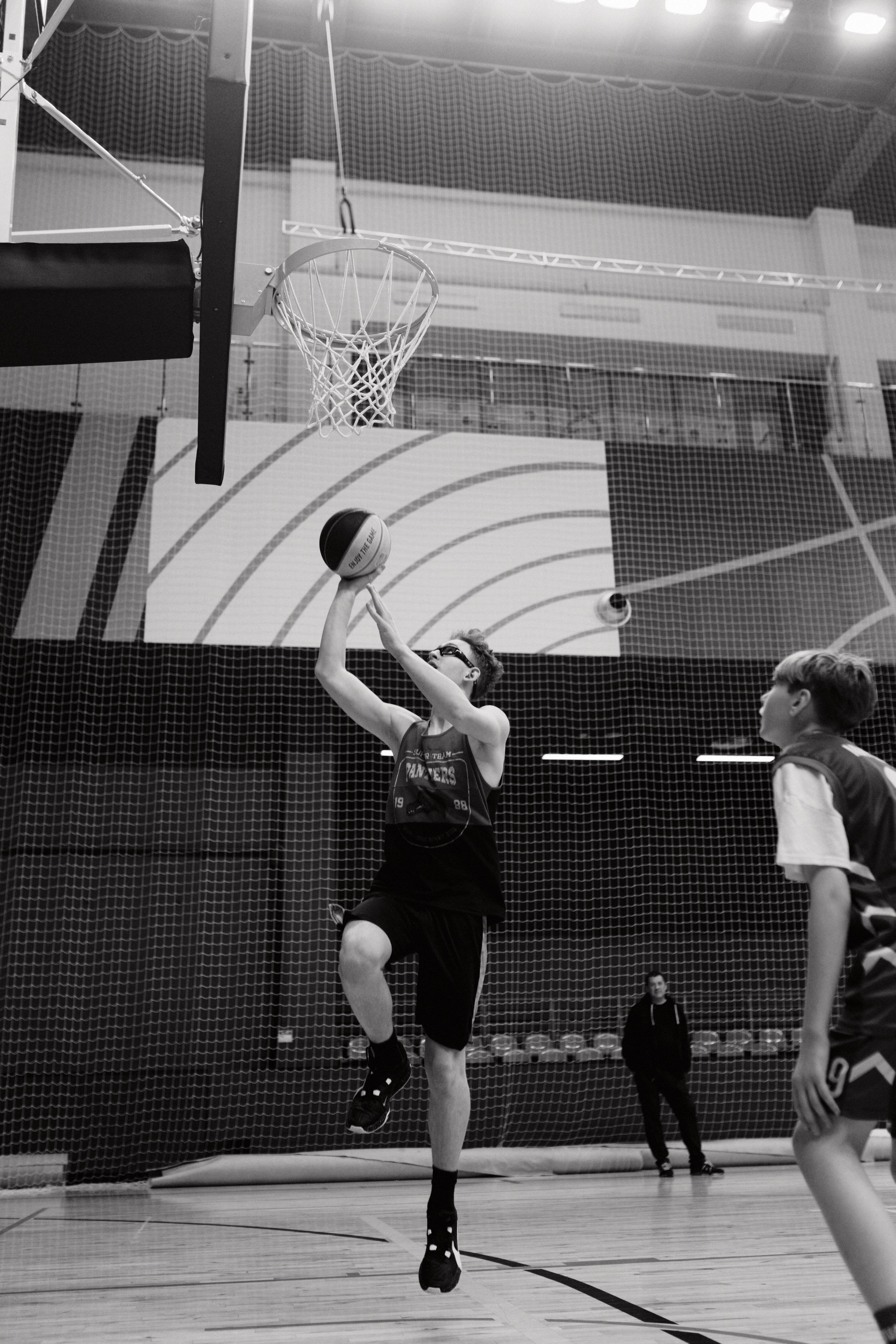 Новогодний баскетбол 2025. Детская лига. Евгений Бреча. Коммерческий и бэкстейдж фотограф в Москве