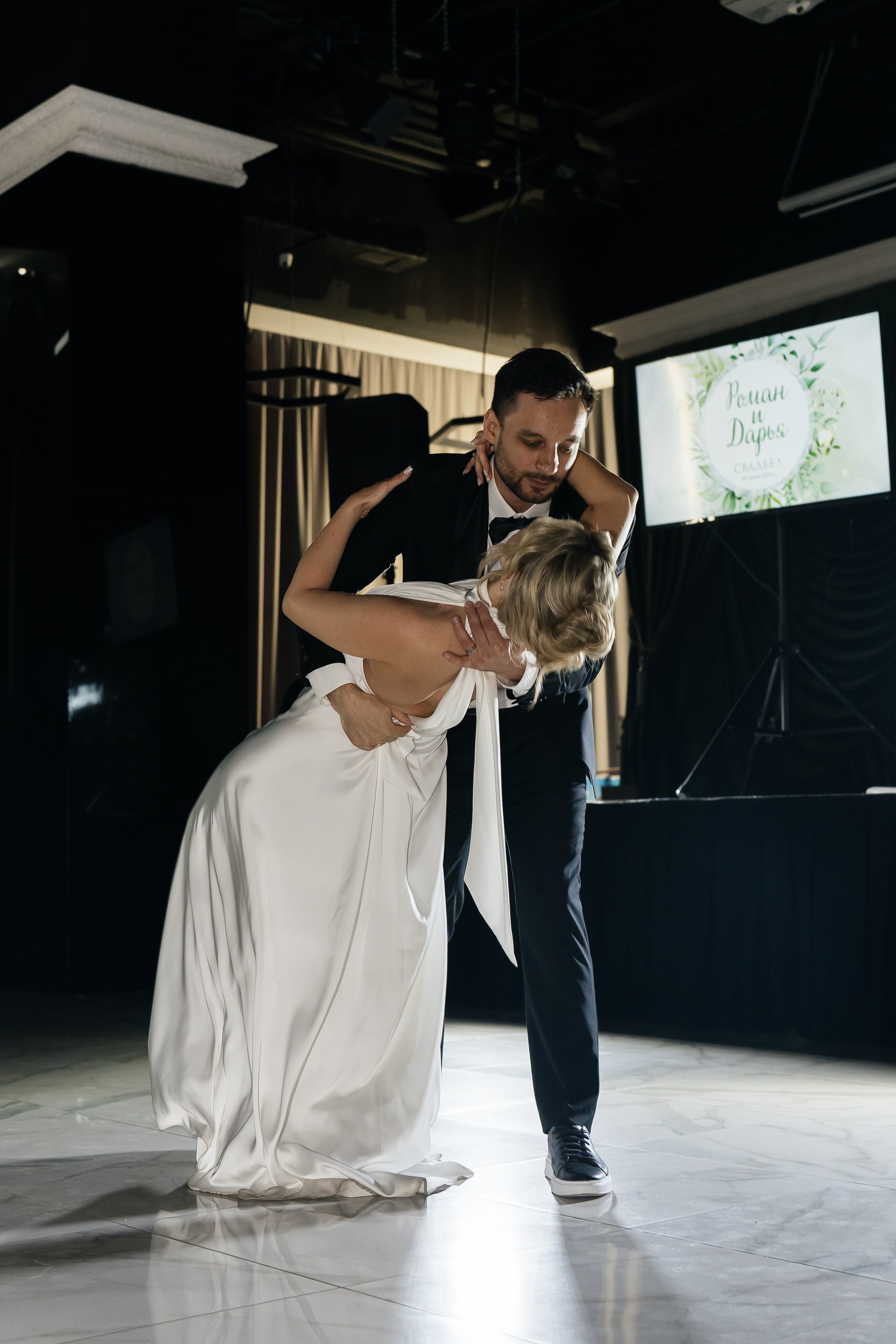 В отели. Для тех, кто не ждёт удачи, а создаёт её. Каждая фотосессия — это твой момент, твой стиль, твой успех. 📸