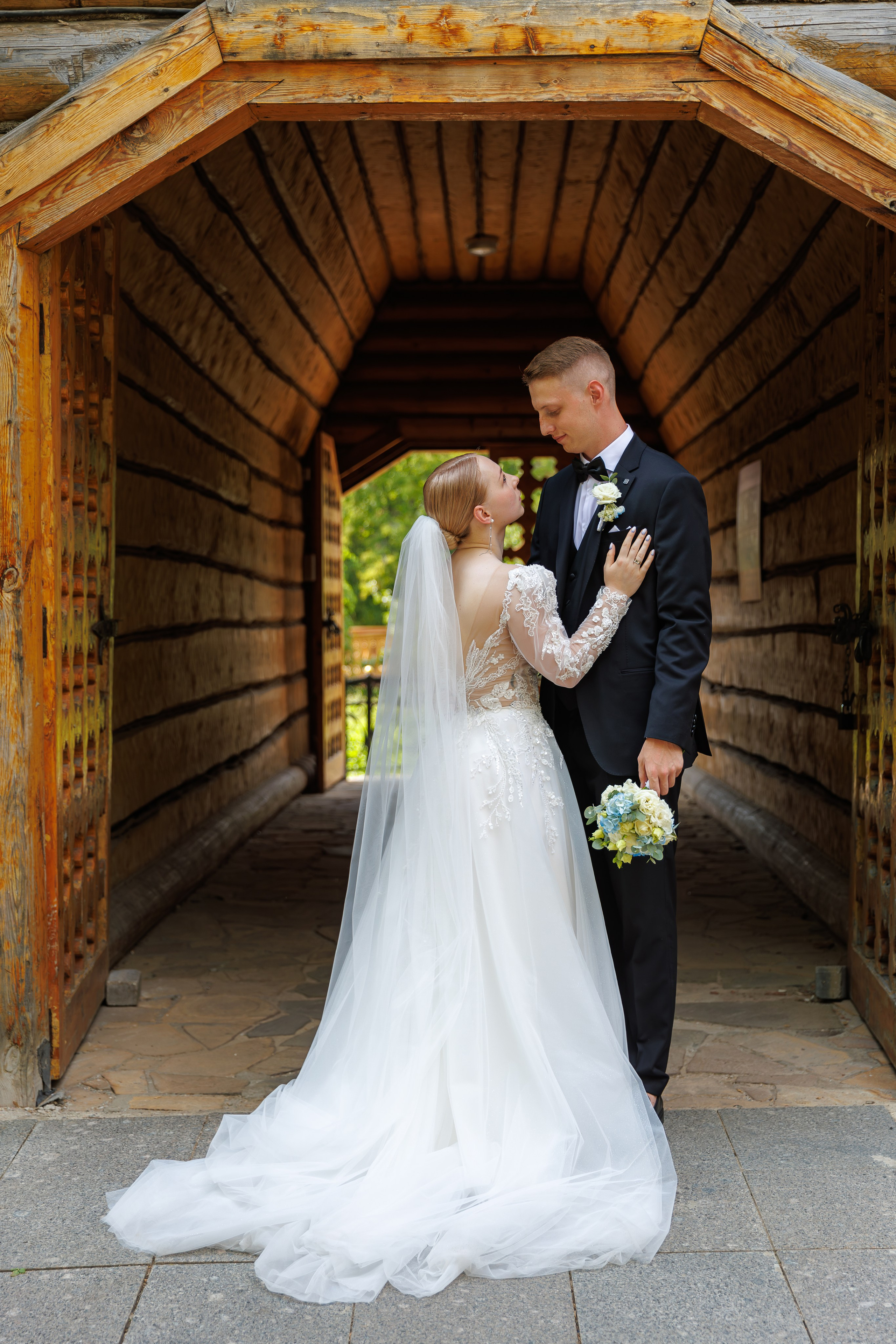 Свадебная фотосессия в Измайловском кремле. Свадебный фотограф Москва и МО Сергей Киржаев