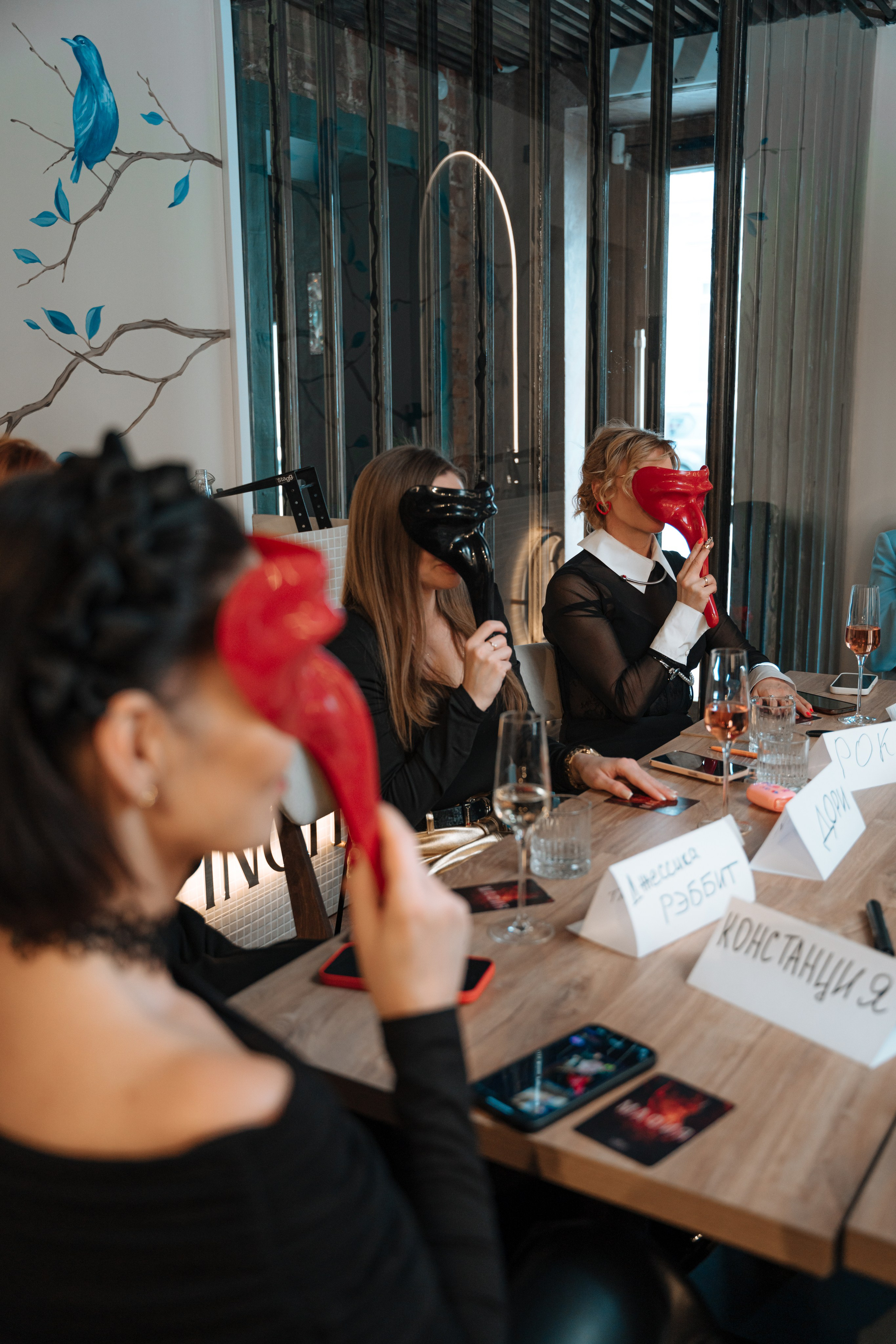 Мафия. Бар FINCH. ЖЕНСКИЙ КЛУБ LAXMI. Портретный фотограф в Санкт-Петербурге Дмитриева Наталия