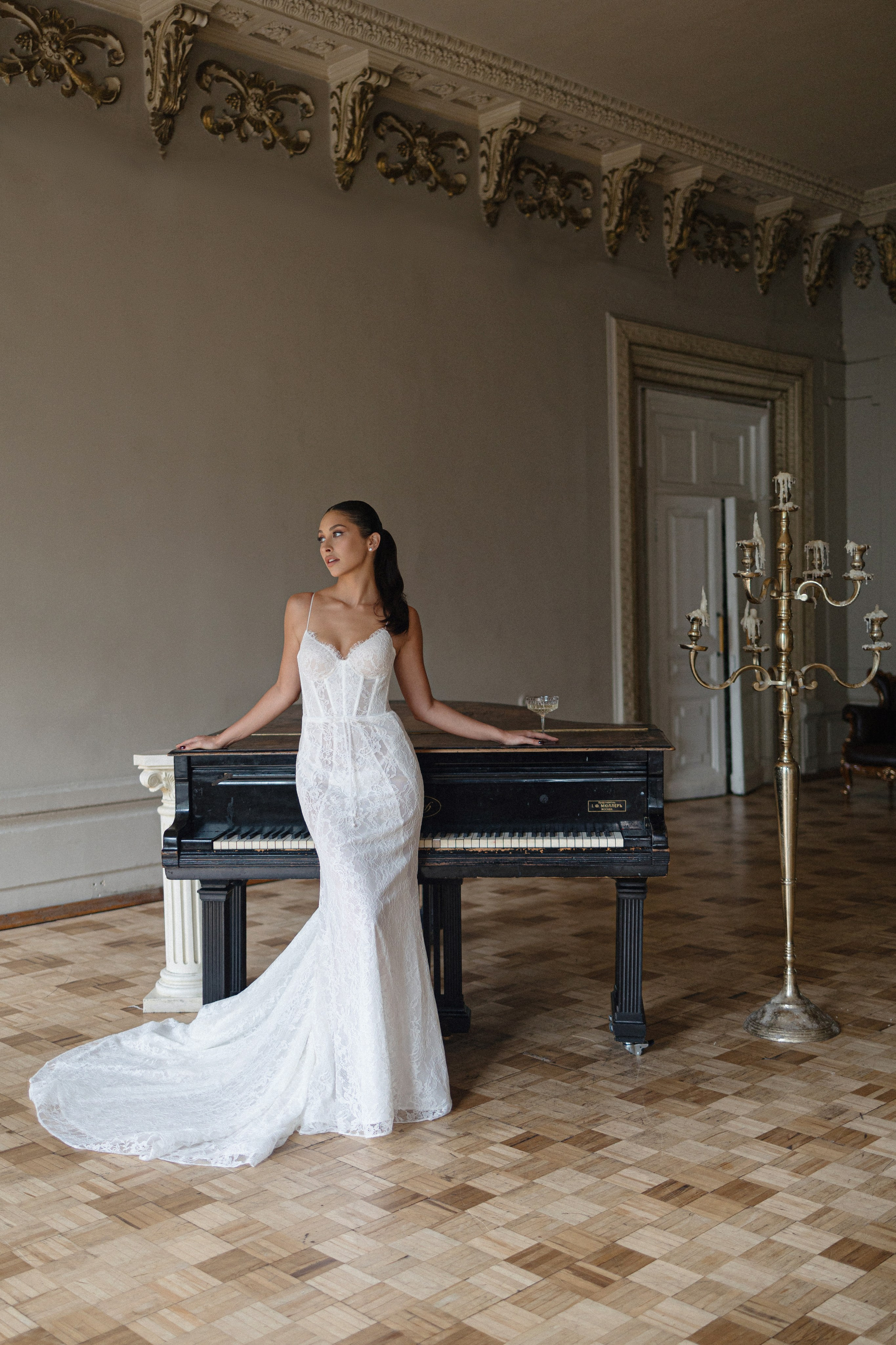 Фотосессия с кабриолетом в Москве свадебная. Свадебный фотограф Москва. Фотограф в Москве Валерия Рожкова