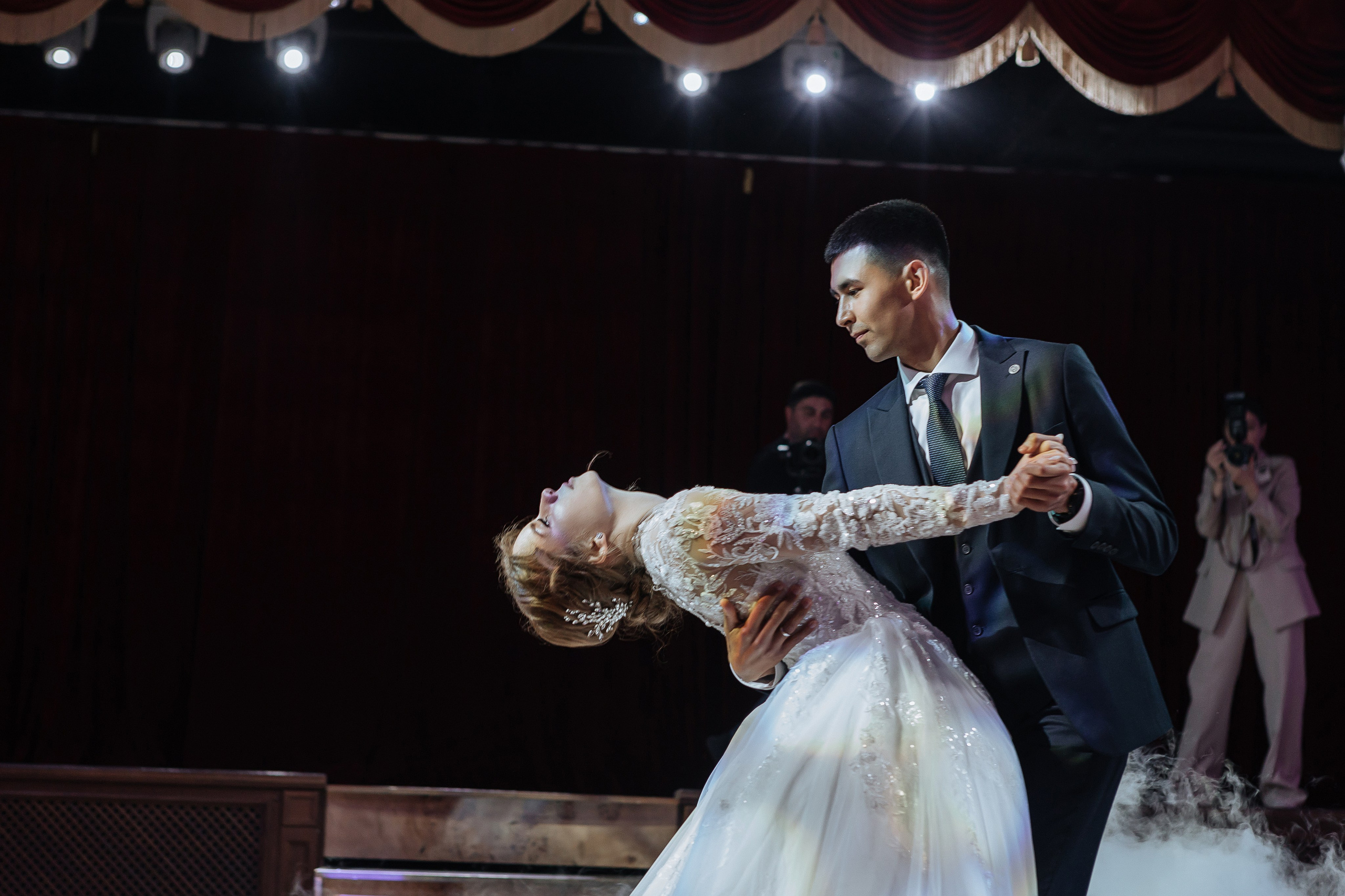 Банкет В «Триумф». Фотограф Нелля Кадикина