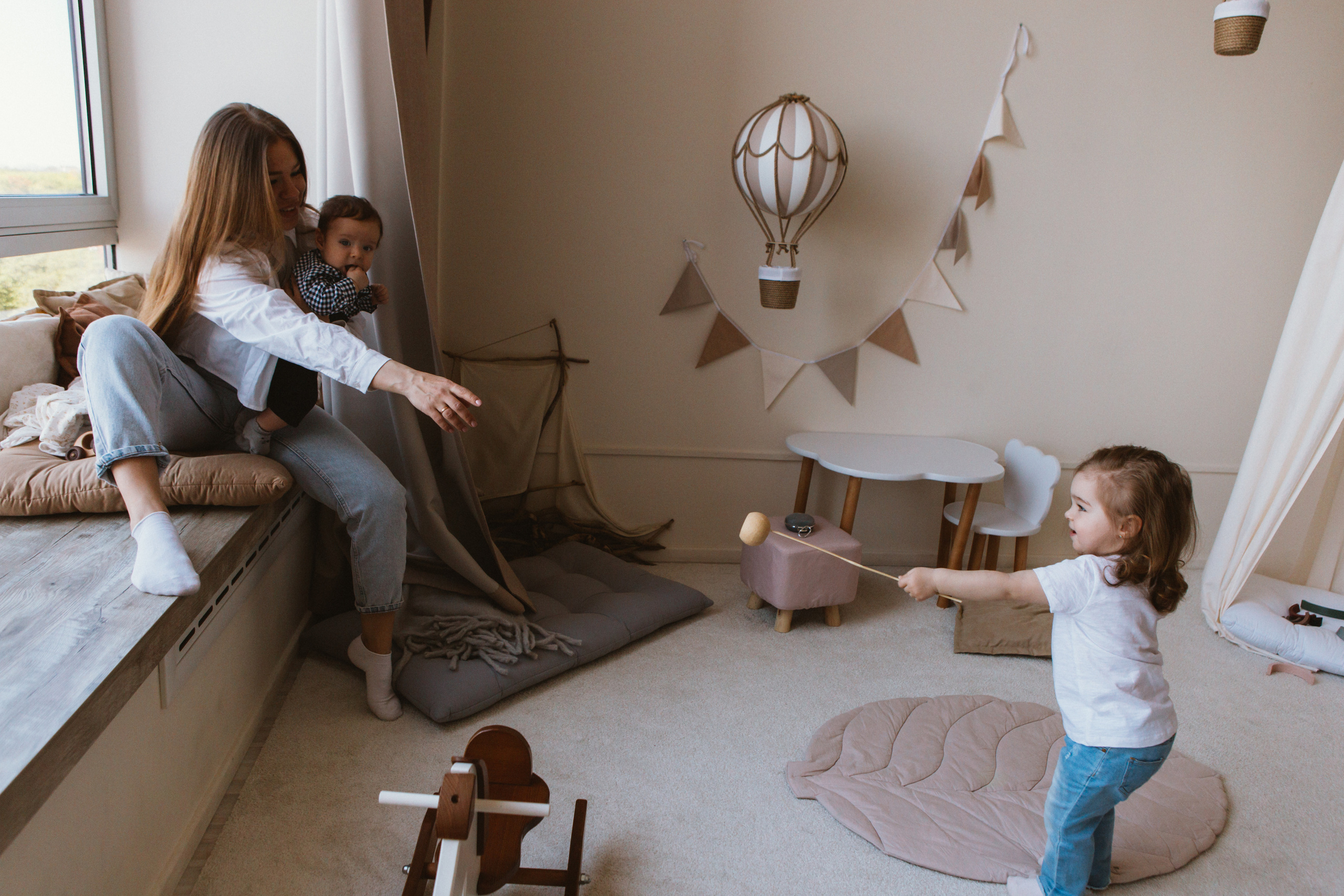 Лена, Карине и Арен. Семейная фотосессия в студии. Семейный фотограф в Калининграде Анастасия Юрина