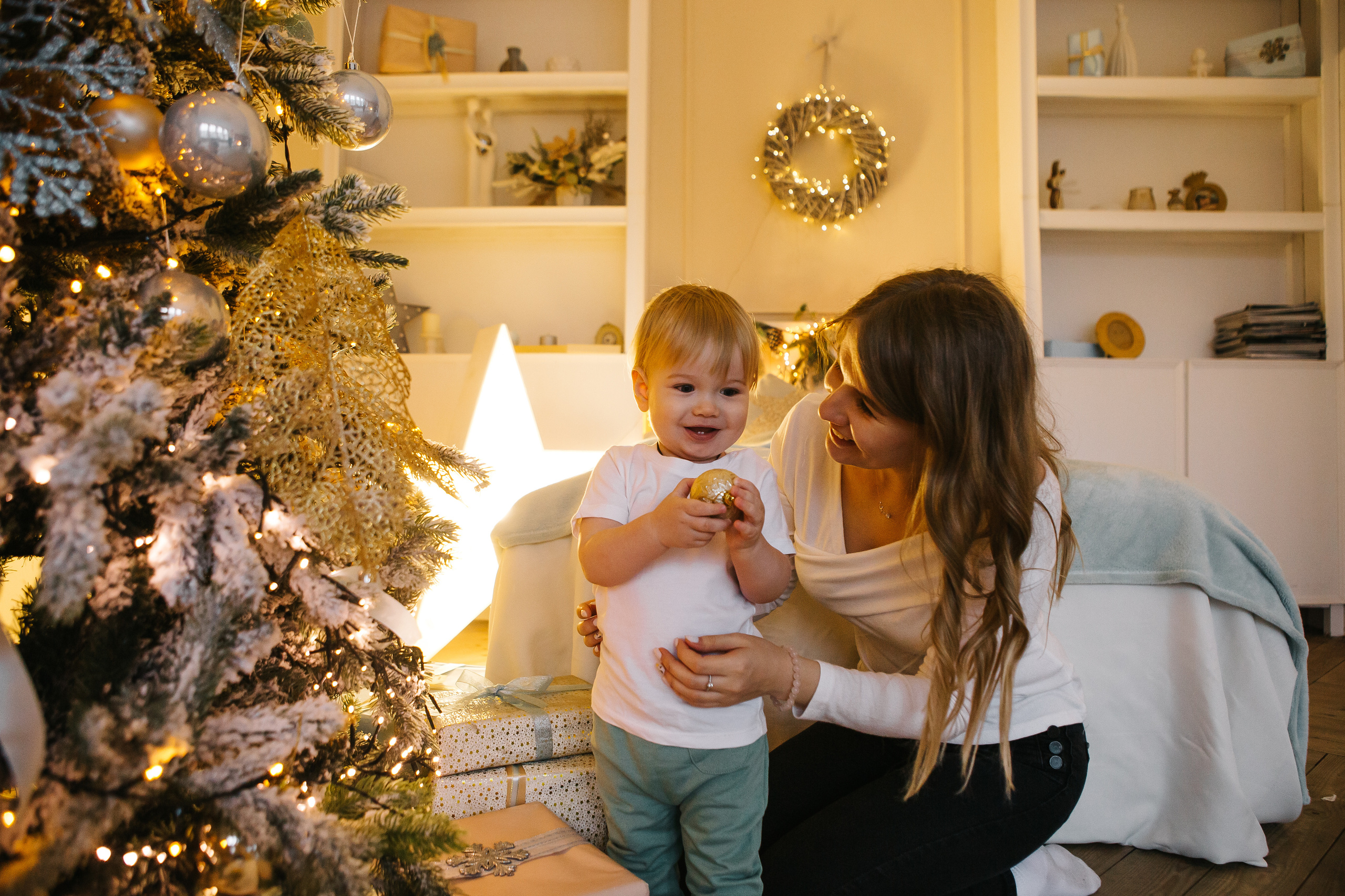 Женя, Милена и Артемий. Новогодняя фотосессия в студии. Семейный фотограф в Калининграде Анастасия Юрина