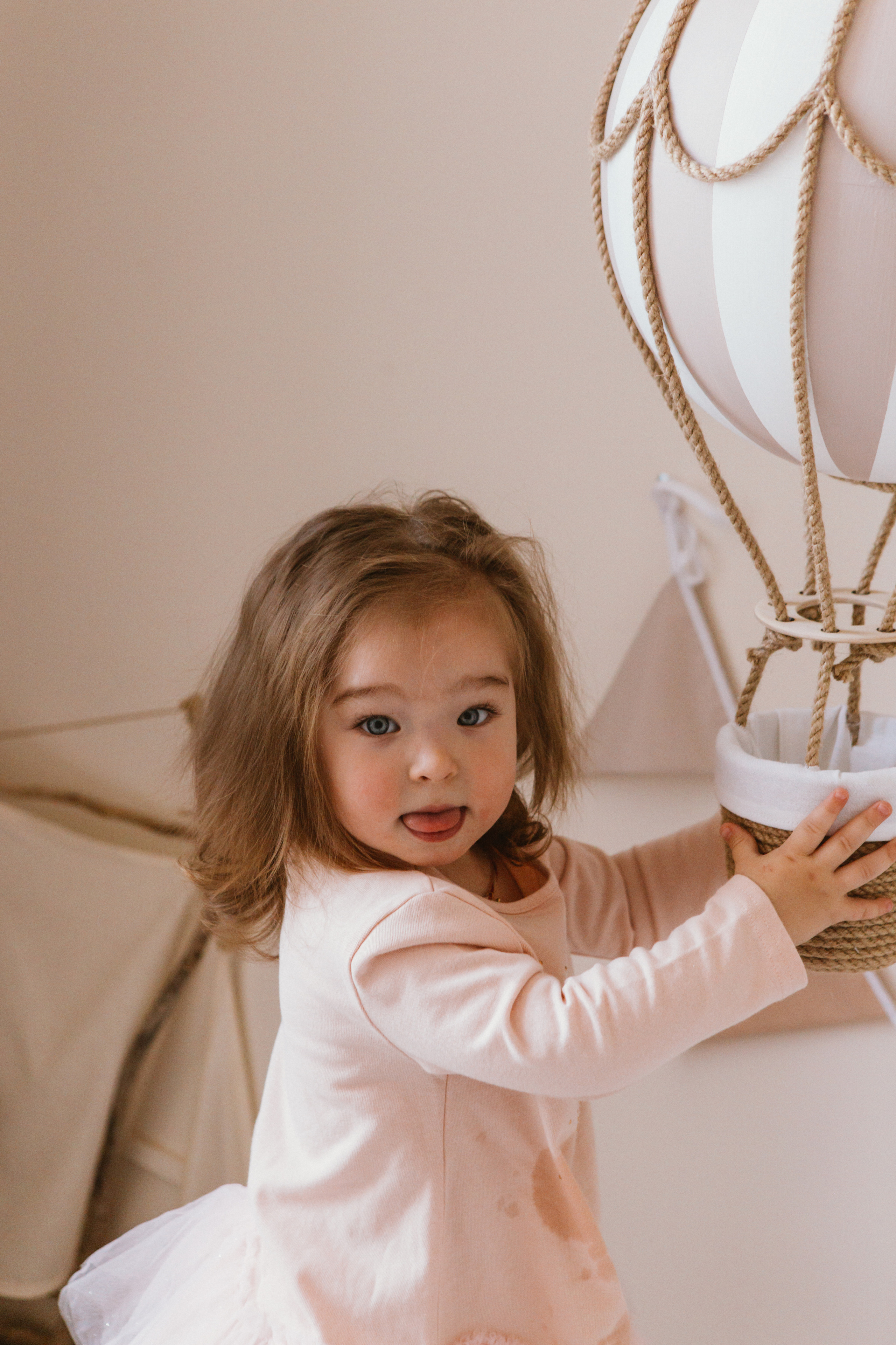 Лена, Карине и Арен. Семейная фотосессия в студии. Семейный фотограф в Калининграде Анастасия Юрина