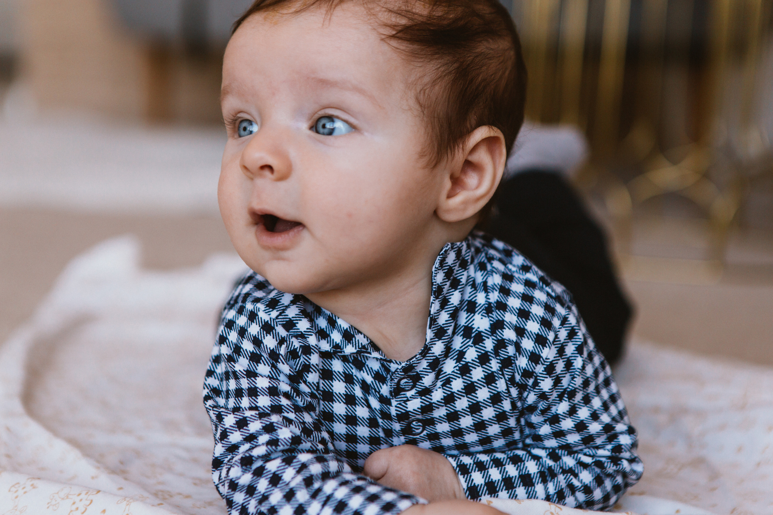 Лена, Карине и Арен. Семейная фотосессия в студии. Семейный фотограф в Калининграде Анастасия Юрина