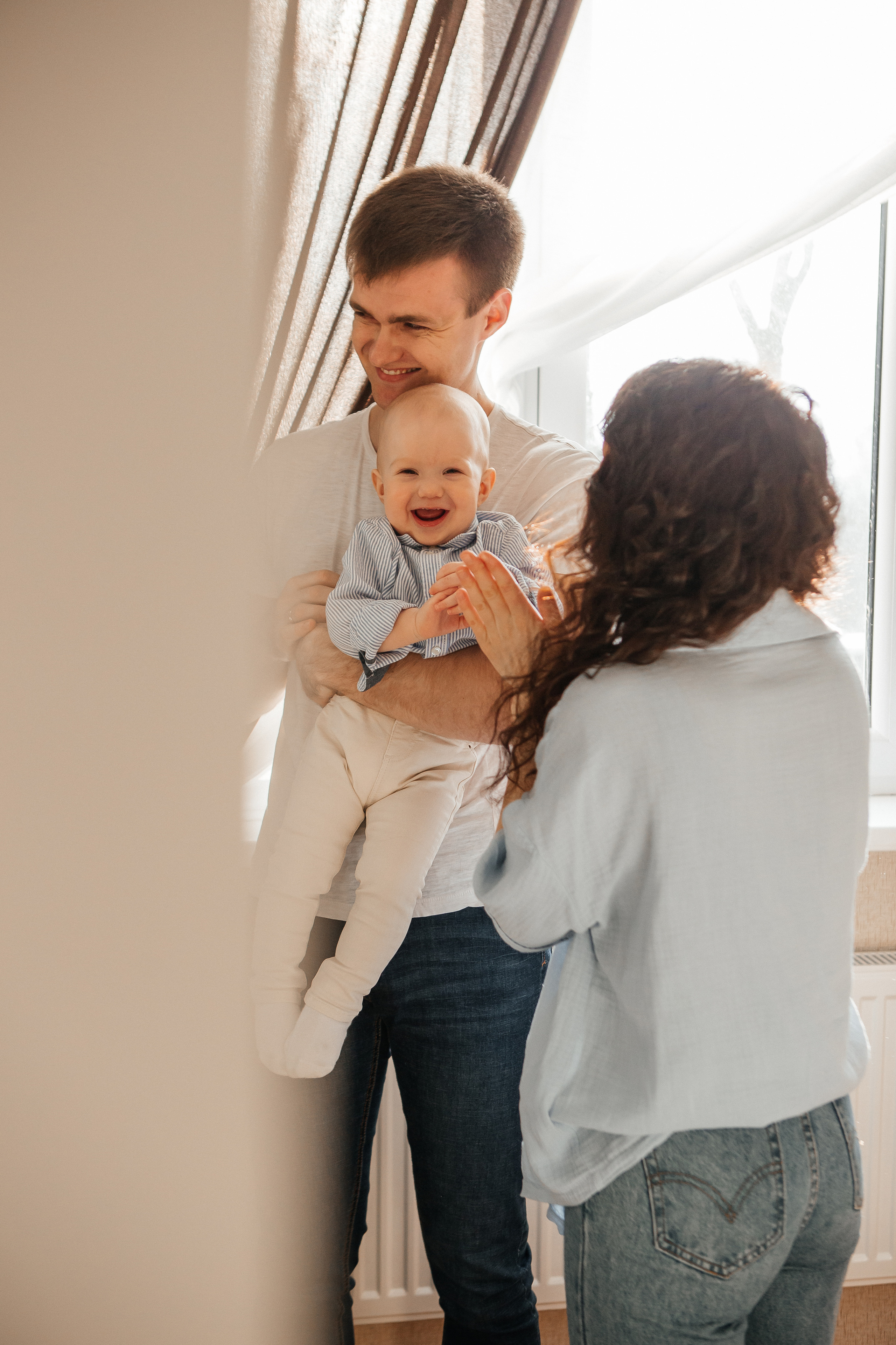Максим, Ира и Миша. Домашняя фотосессия. Семейный фотограф в Калининграде Анастасия Юрина