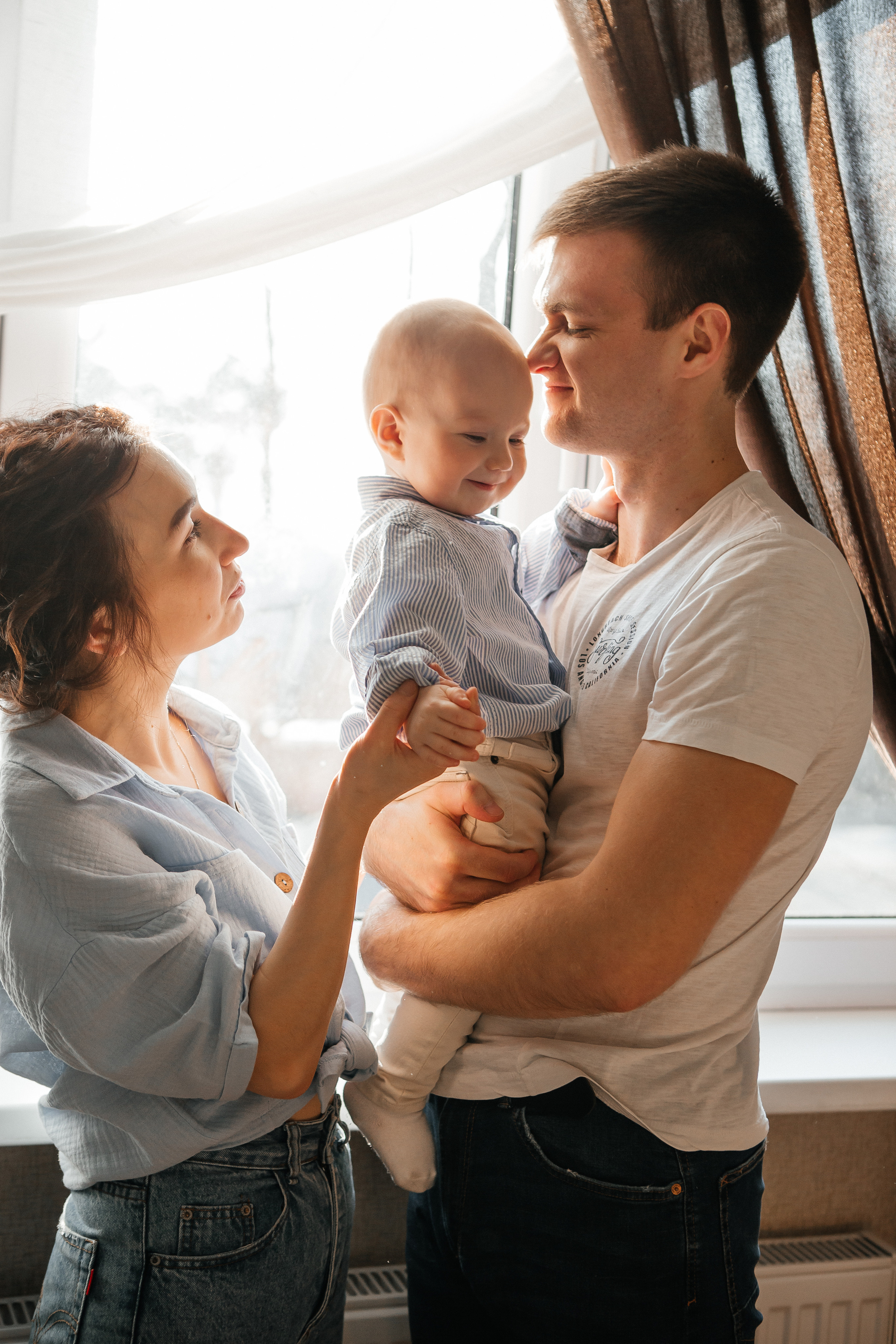 Максим, Ира и Миша. Домашняя фотосессия. Семейный фотограф в Калининграде Анастасия Юрина