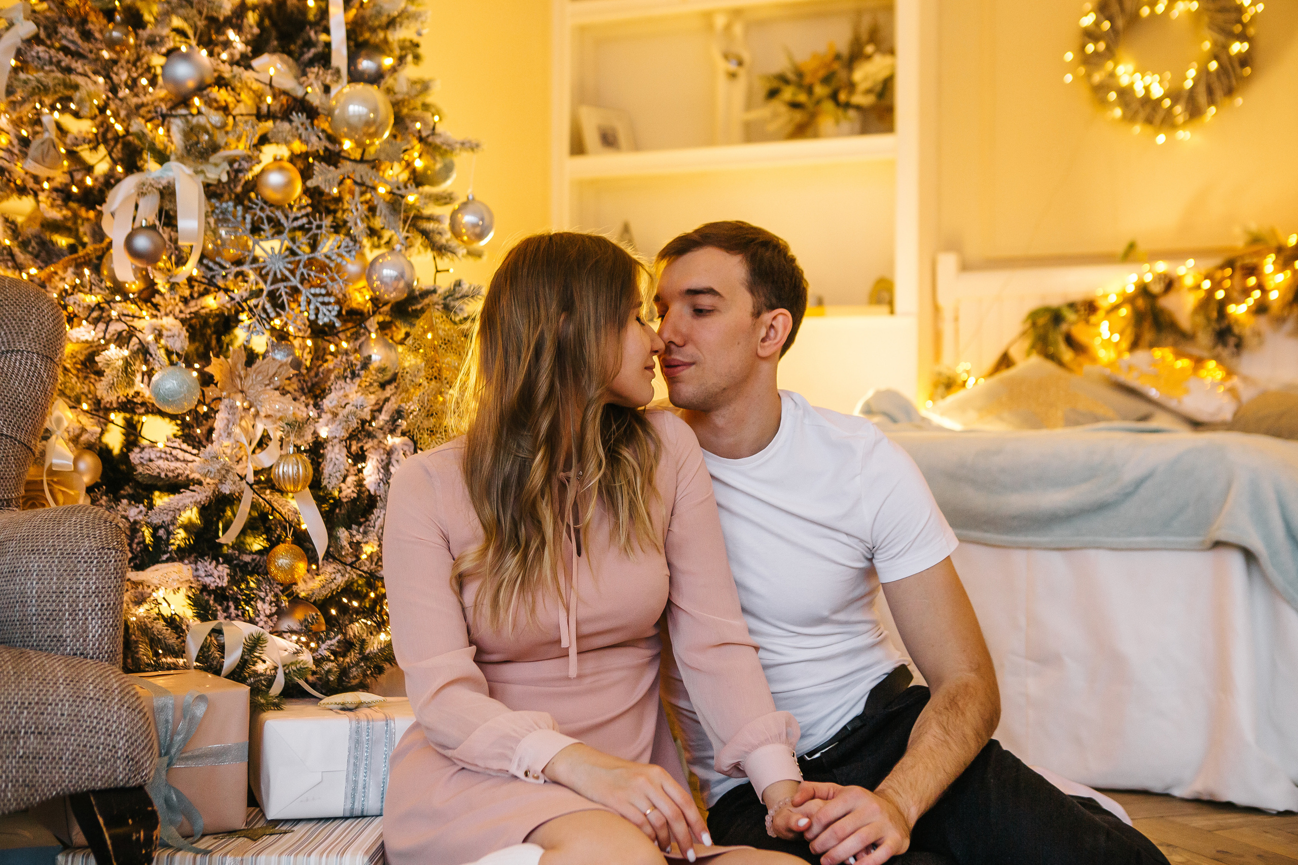 Женя, Милена и Артемий. Новогодняя фотосессия в студии. Семейный фотограф в Калининграде Анастасия Юрина