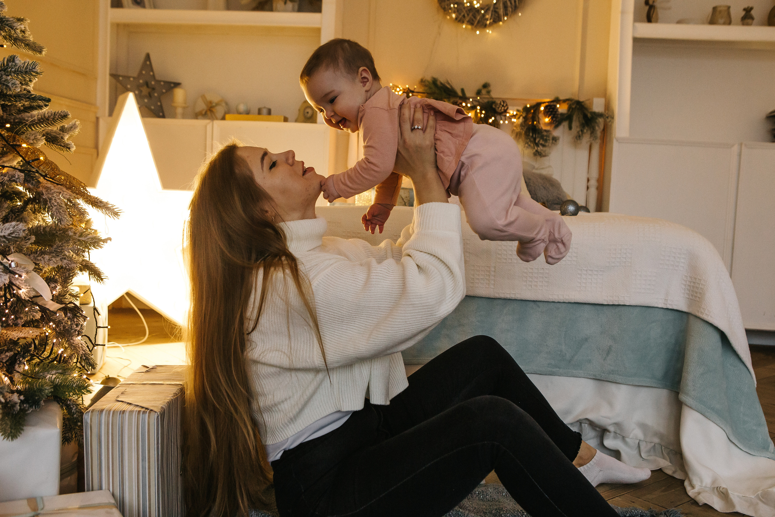 Лена и Карине. Новогодняя съемка. Семейный фотограф в Калининграде Анастасия Юрина